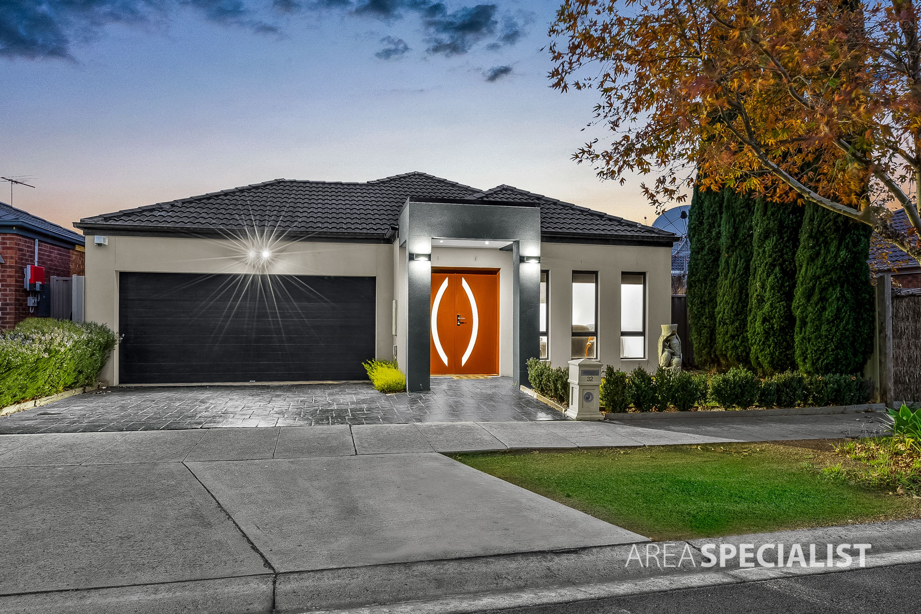 32 Cobaw Circuit, Caroline Springs VIC 3023, Caroline Springs - Thumbnail 2