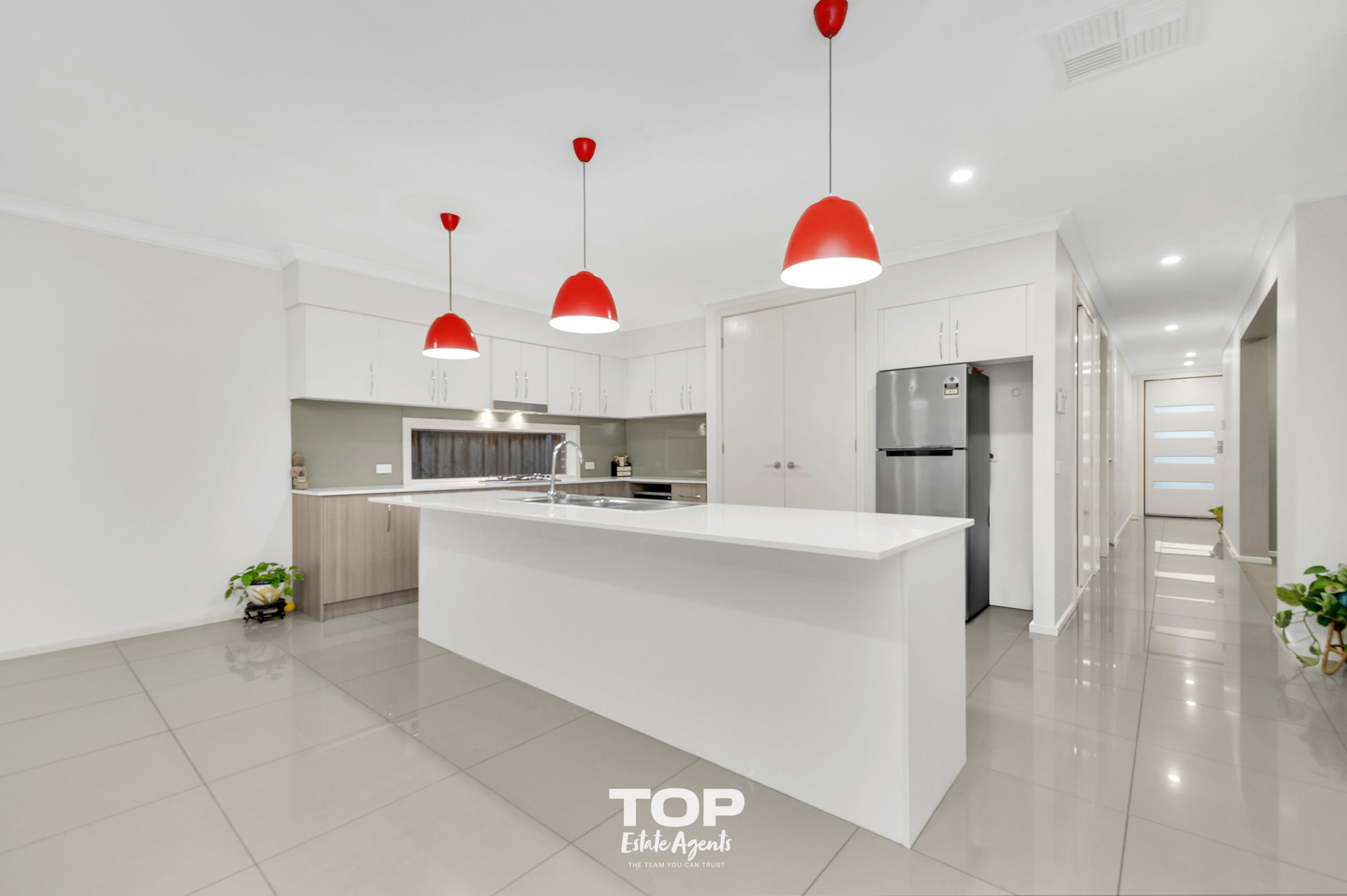19 Crepe Avenue, Cranbourne West - Thumbnail 5