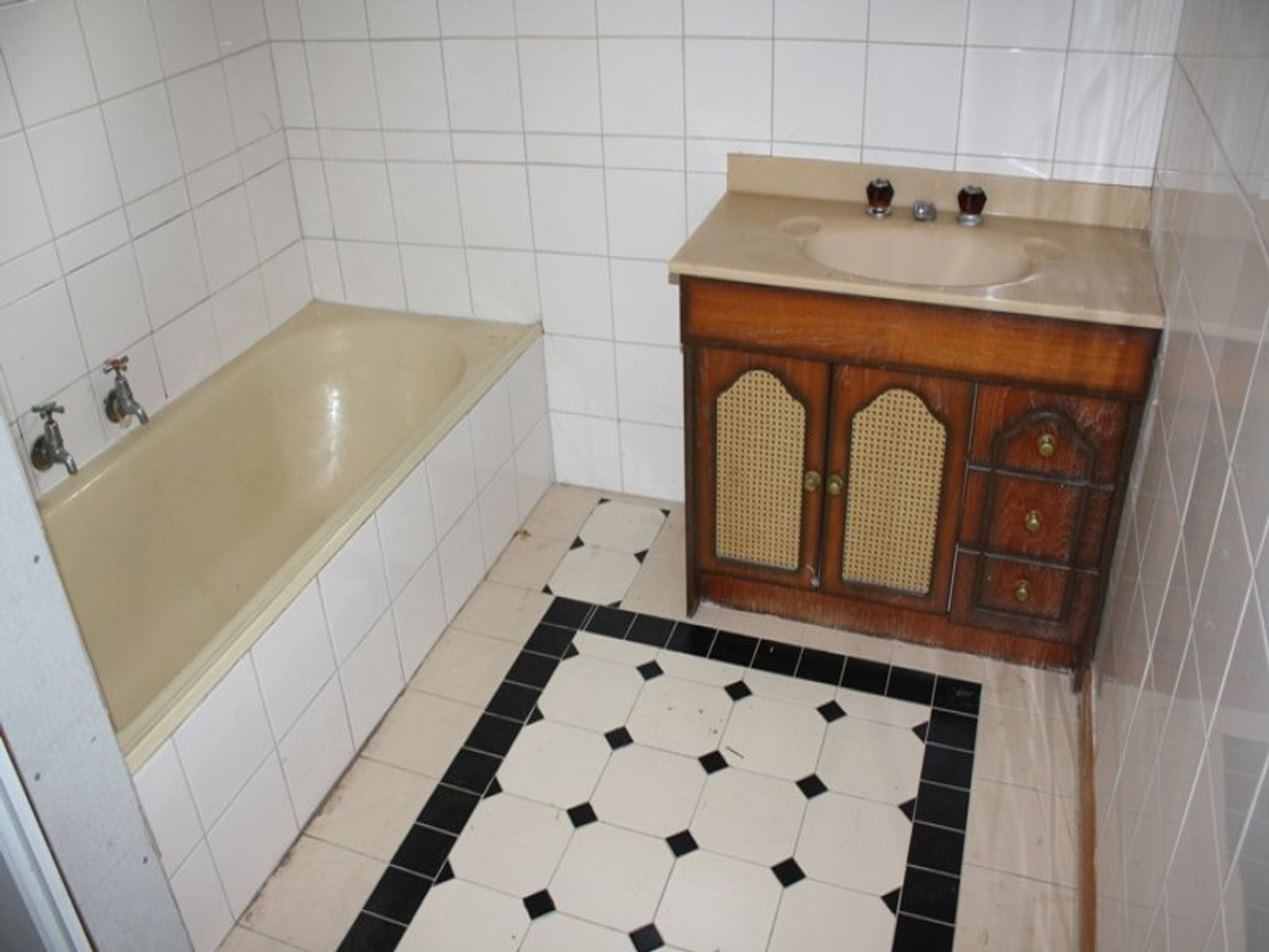 90 Upper Region Street, Dimboola VIC 3414, Dimboola - Thumbnail 5