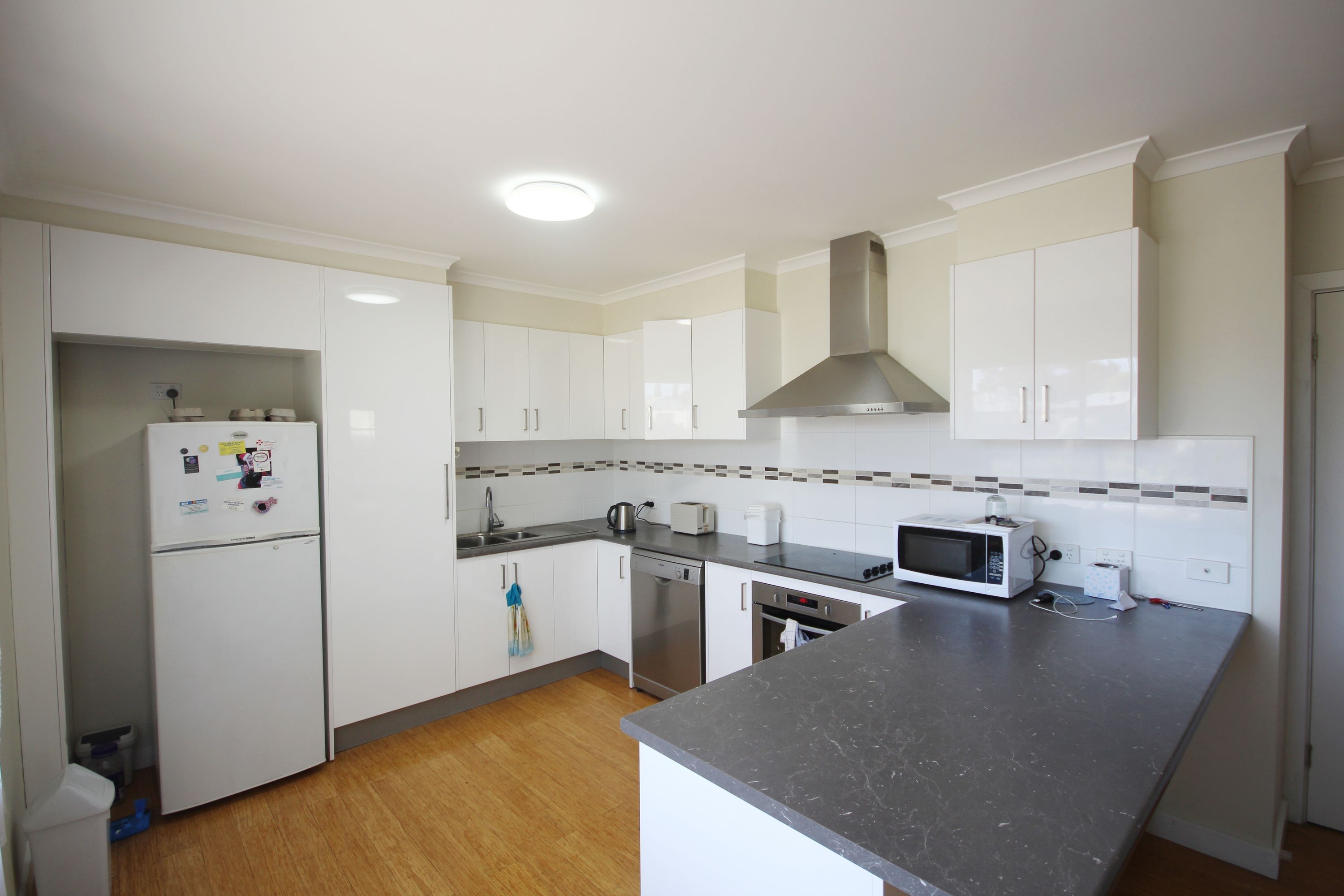 9 Fechler Avenue, Horsham VIC 3400, Horsham - Thumbnail 2