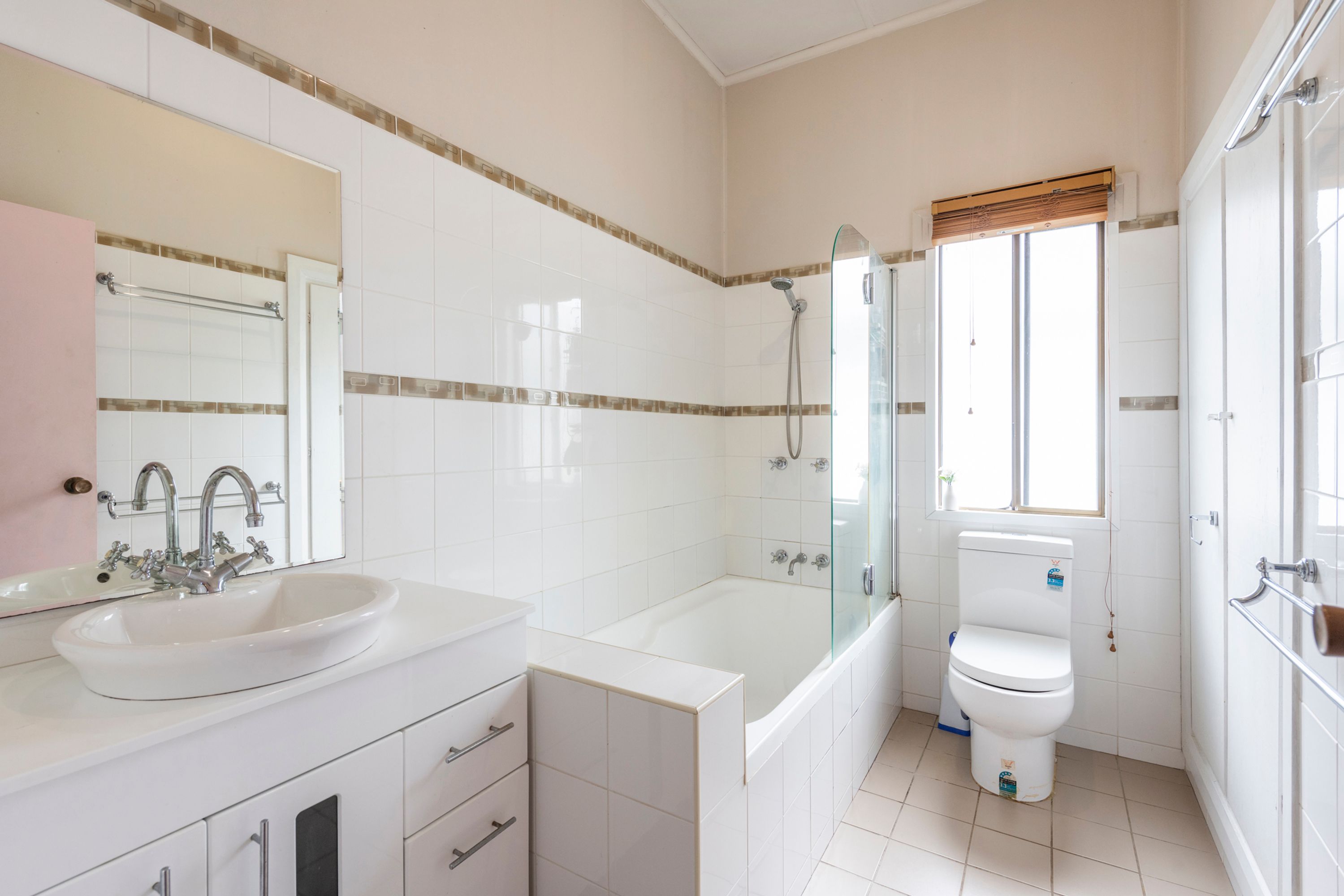 12 Bowtell Avenue, Grafton - Thumbnail 7