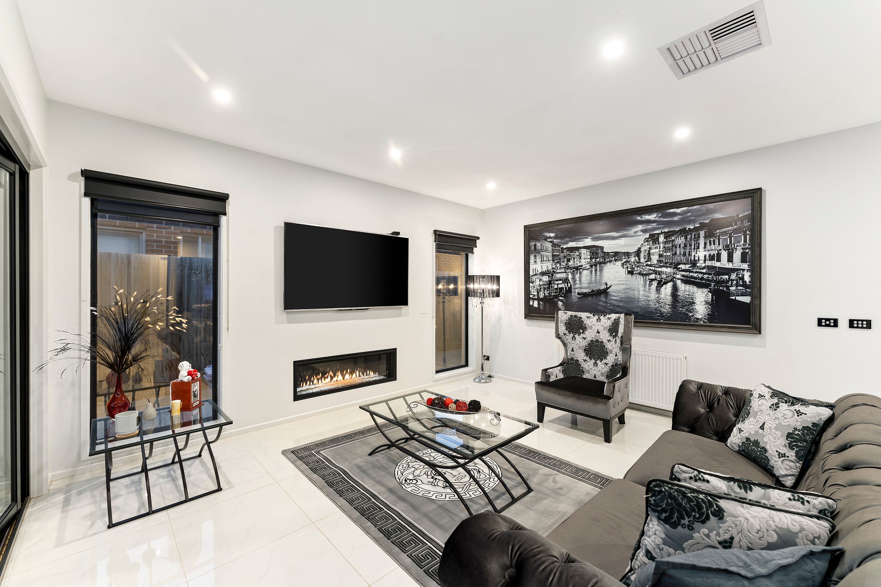 8 Abundant Street, Werribee, VIC 3030, Werribee - Thumbnail 2