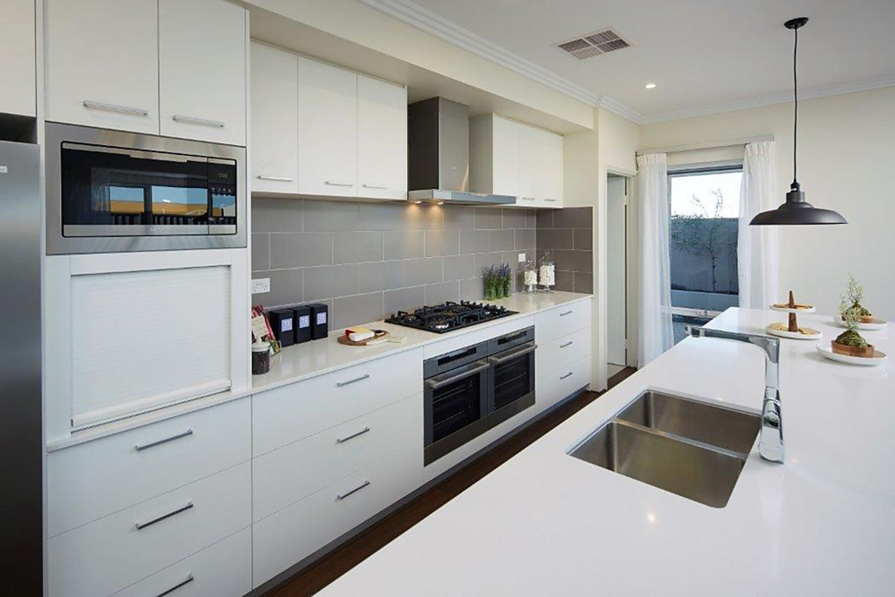 10 Midsummer Avenue, Jindalee - Thumbnail 7