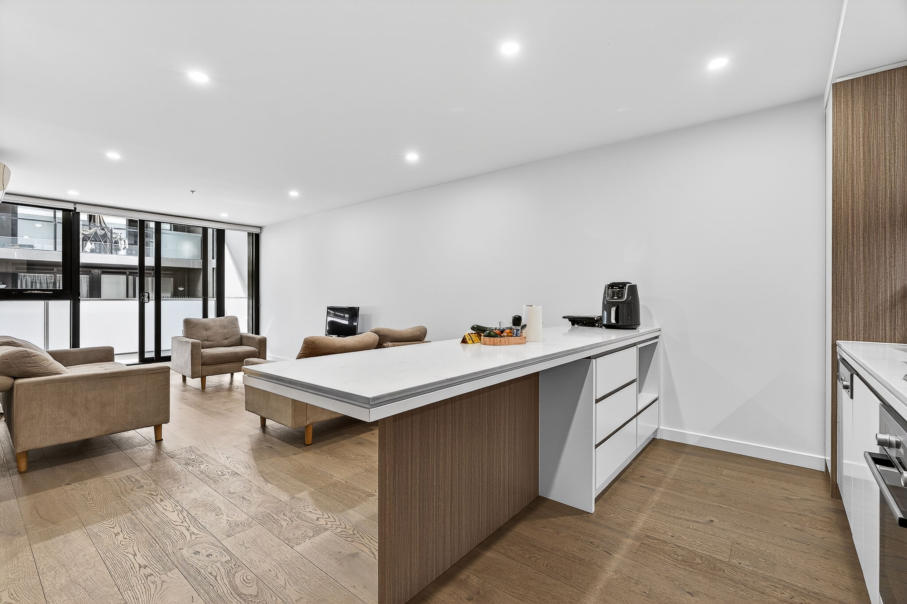 711/600 Doncaster Road, Doncaster