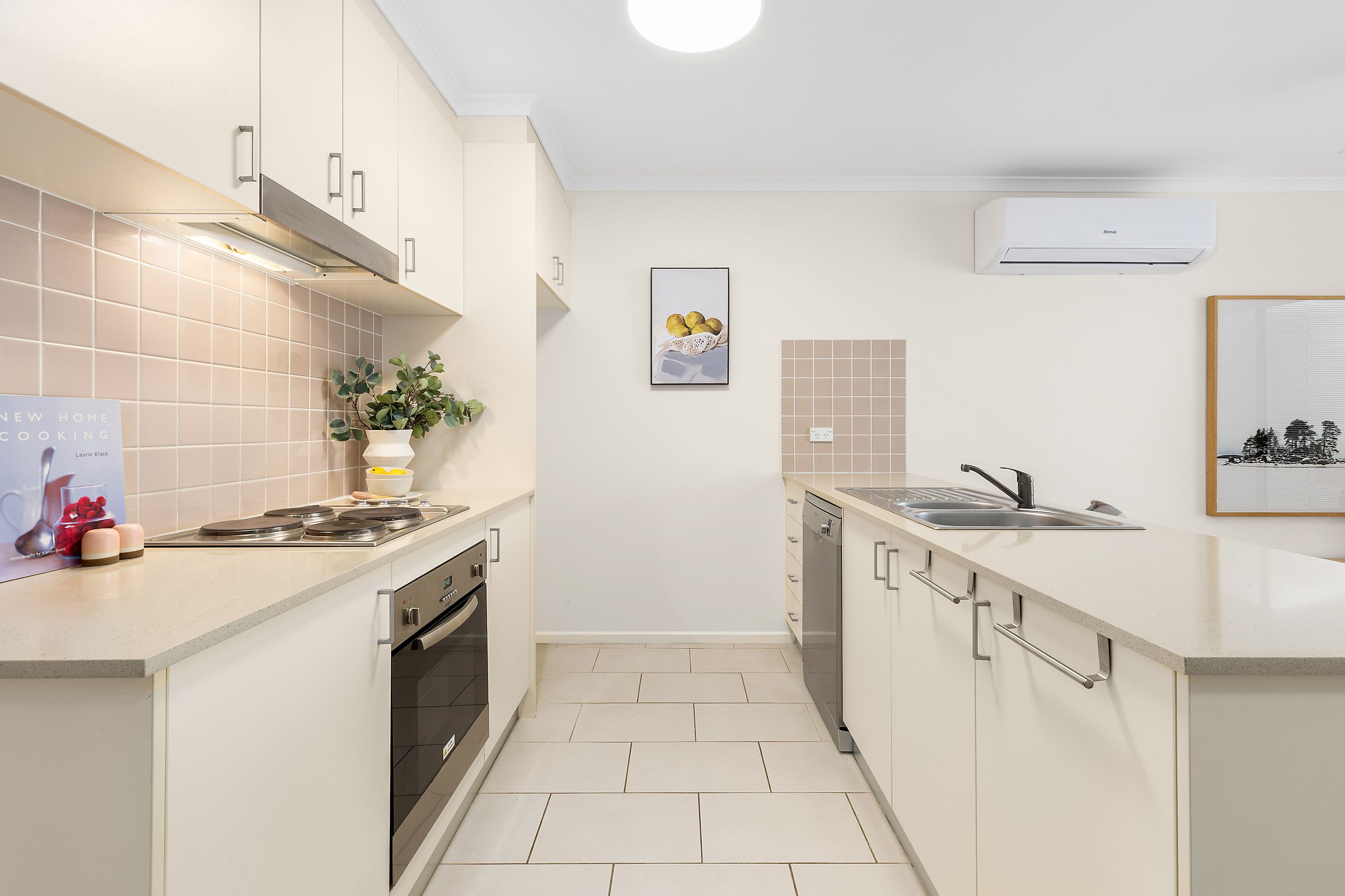 16/107 Limestone Avenue, Braddon - Thumbnail 8