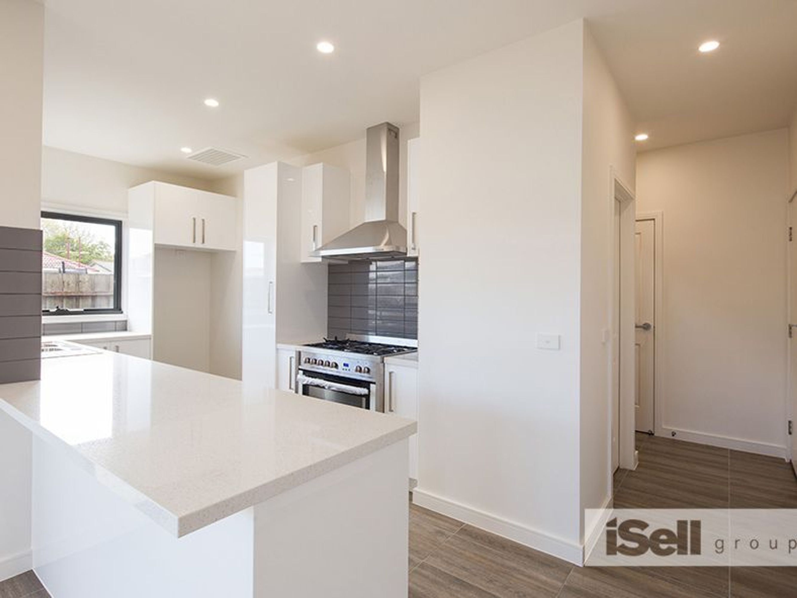 2/62 Hillside Street, Springvale - Thumbnail 3