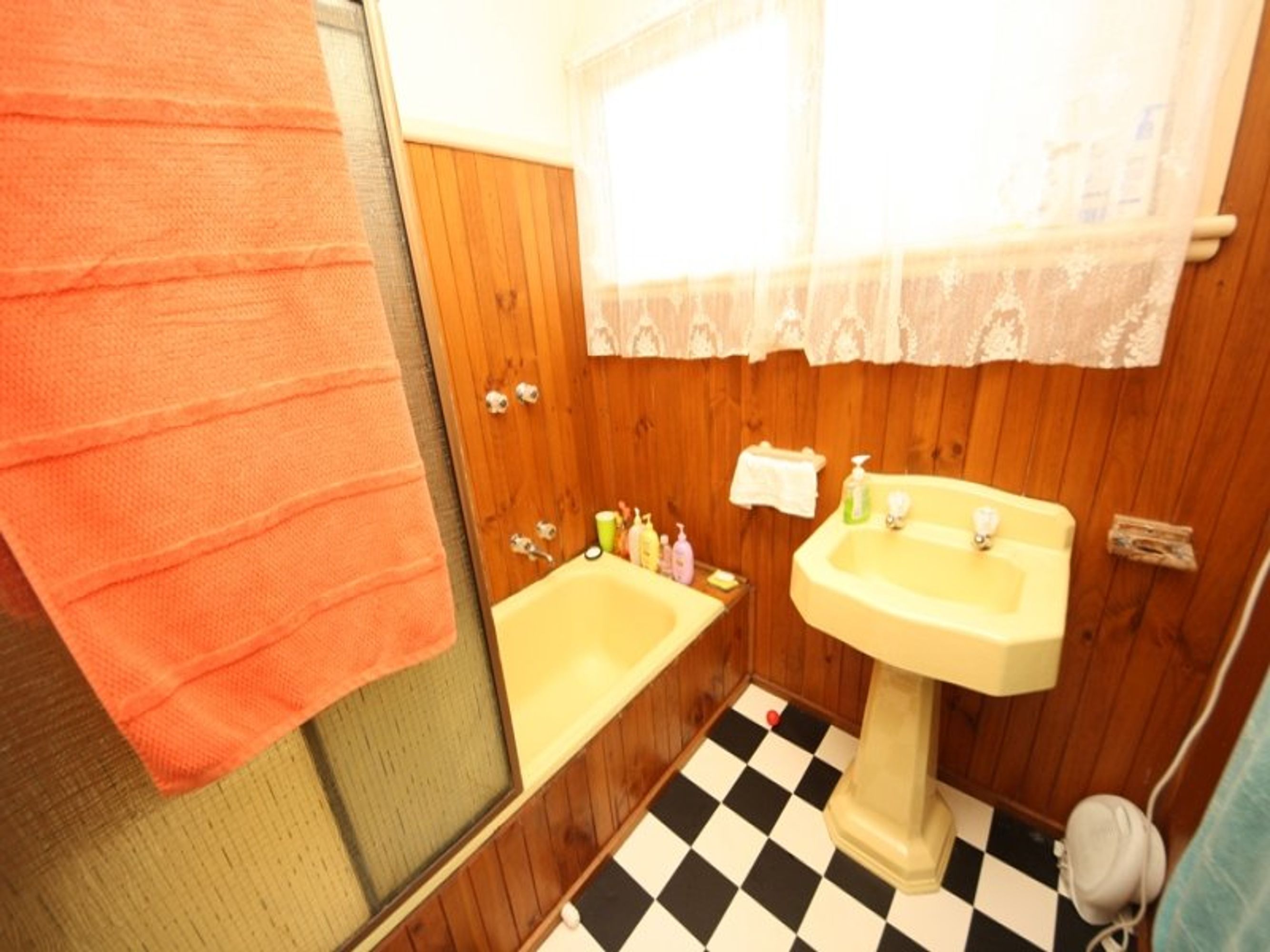 32 Tucker Street, Horsham VIC 3400, Horsham - Thumbnail 4