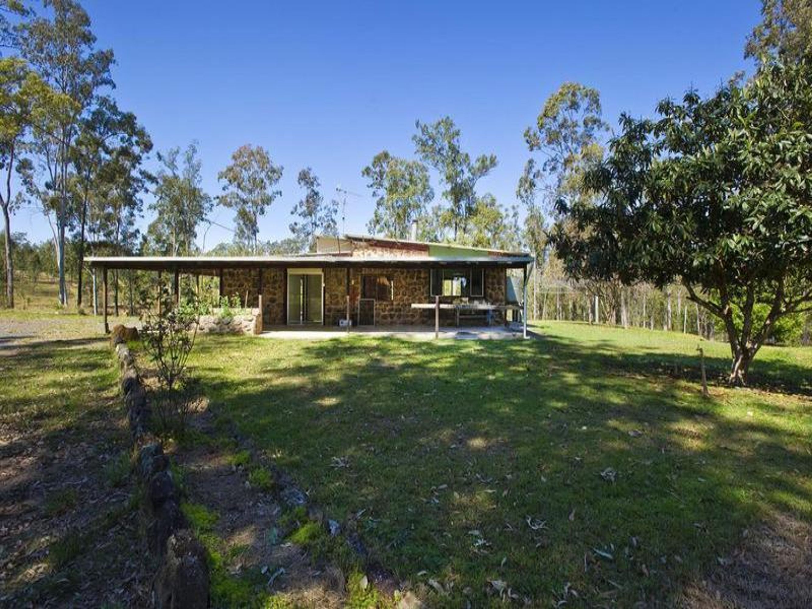 3939 Coaldale Road, Upper Fine Flower - Image 1