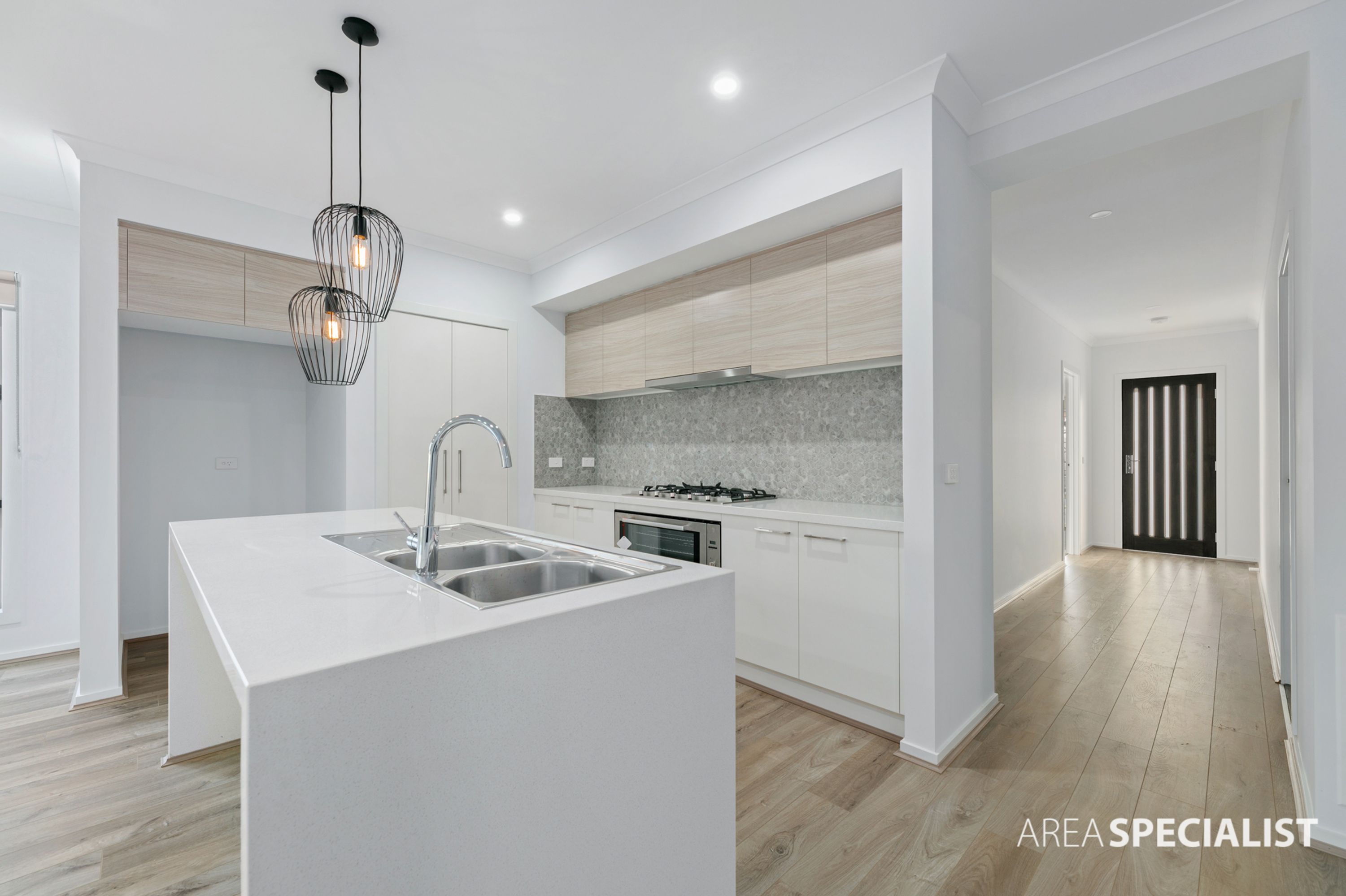 11 Greenway Road, Aintree VIC 3336, Aintree - Thumbnail 3