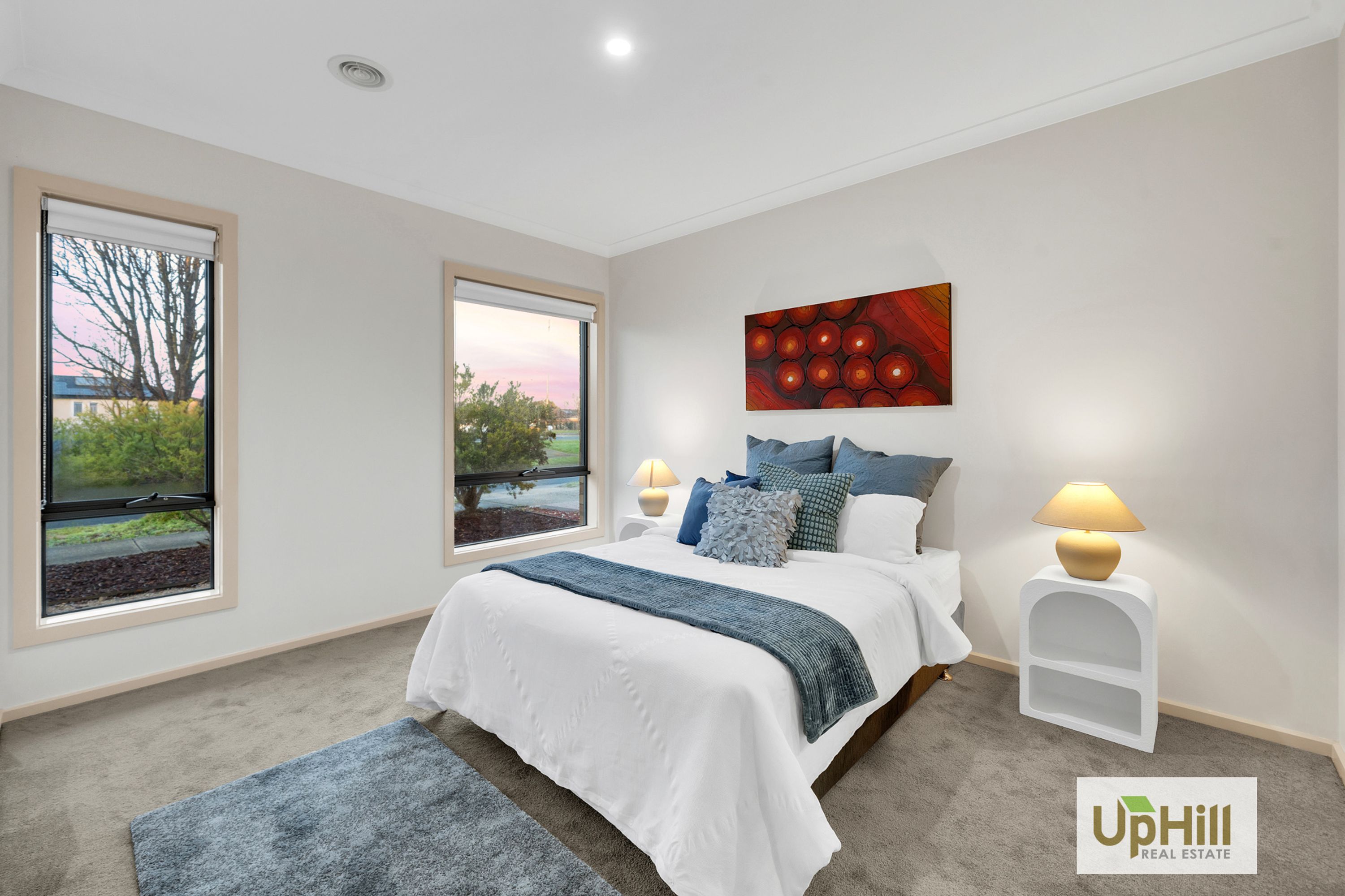 21 Elwick Drive, Clyde North - Thumbnail 3