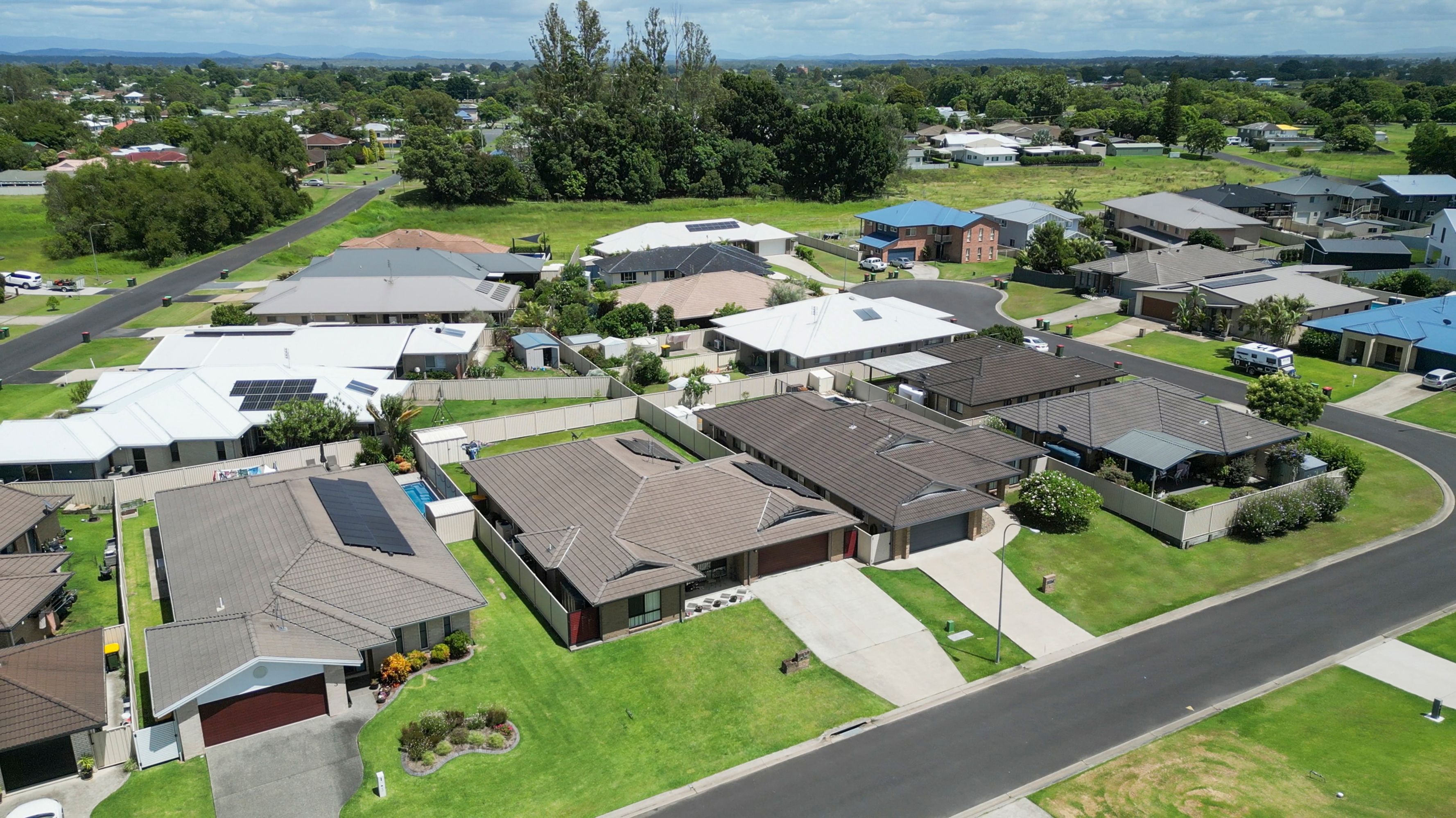 5 Mark Close, Grafton - Thumbnail 3