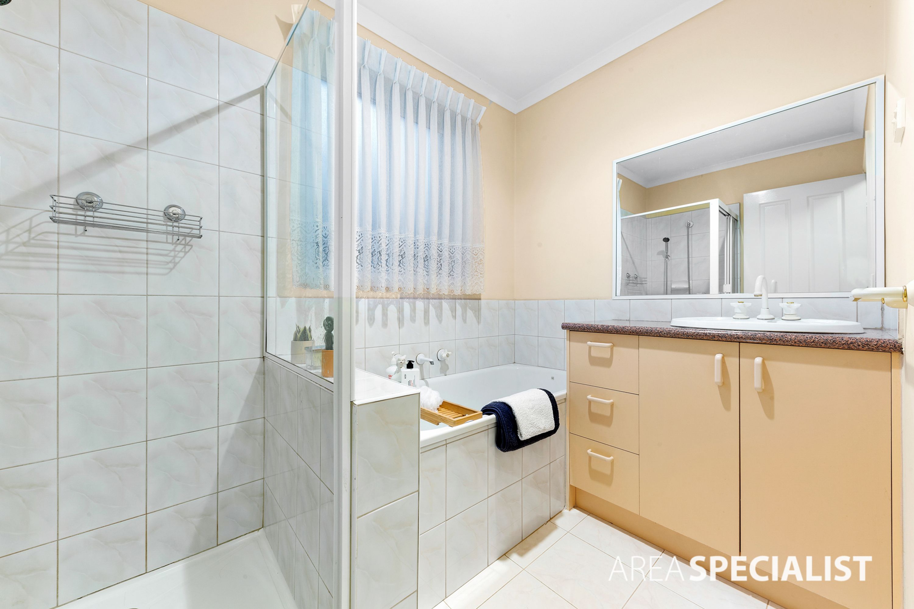 8 Turquoise Close, St Albans VIC 3021, St Albans - Thumbnail 6