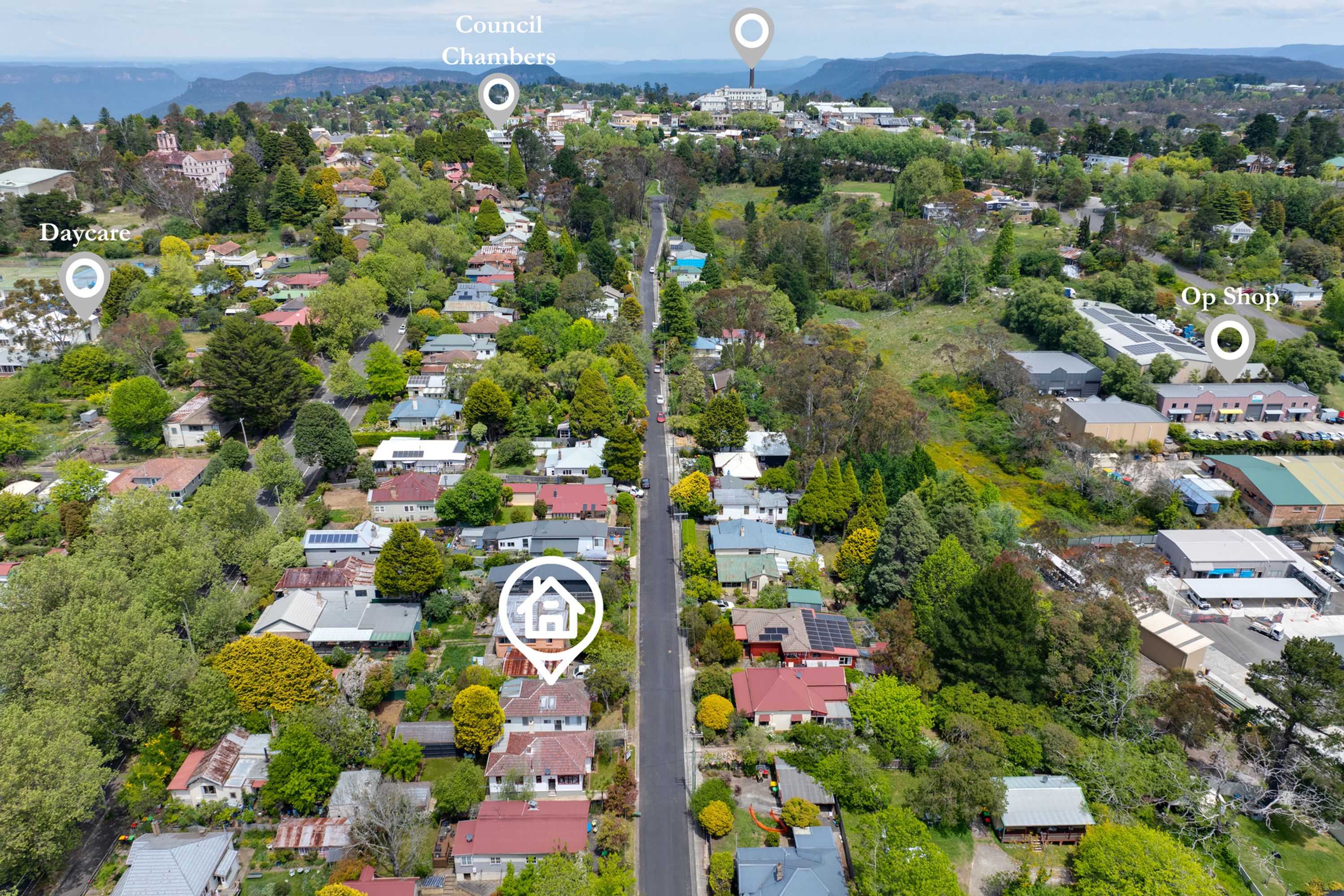 44 Freelander Avenue, Katoomba - Thumbnail 2
