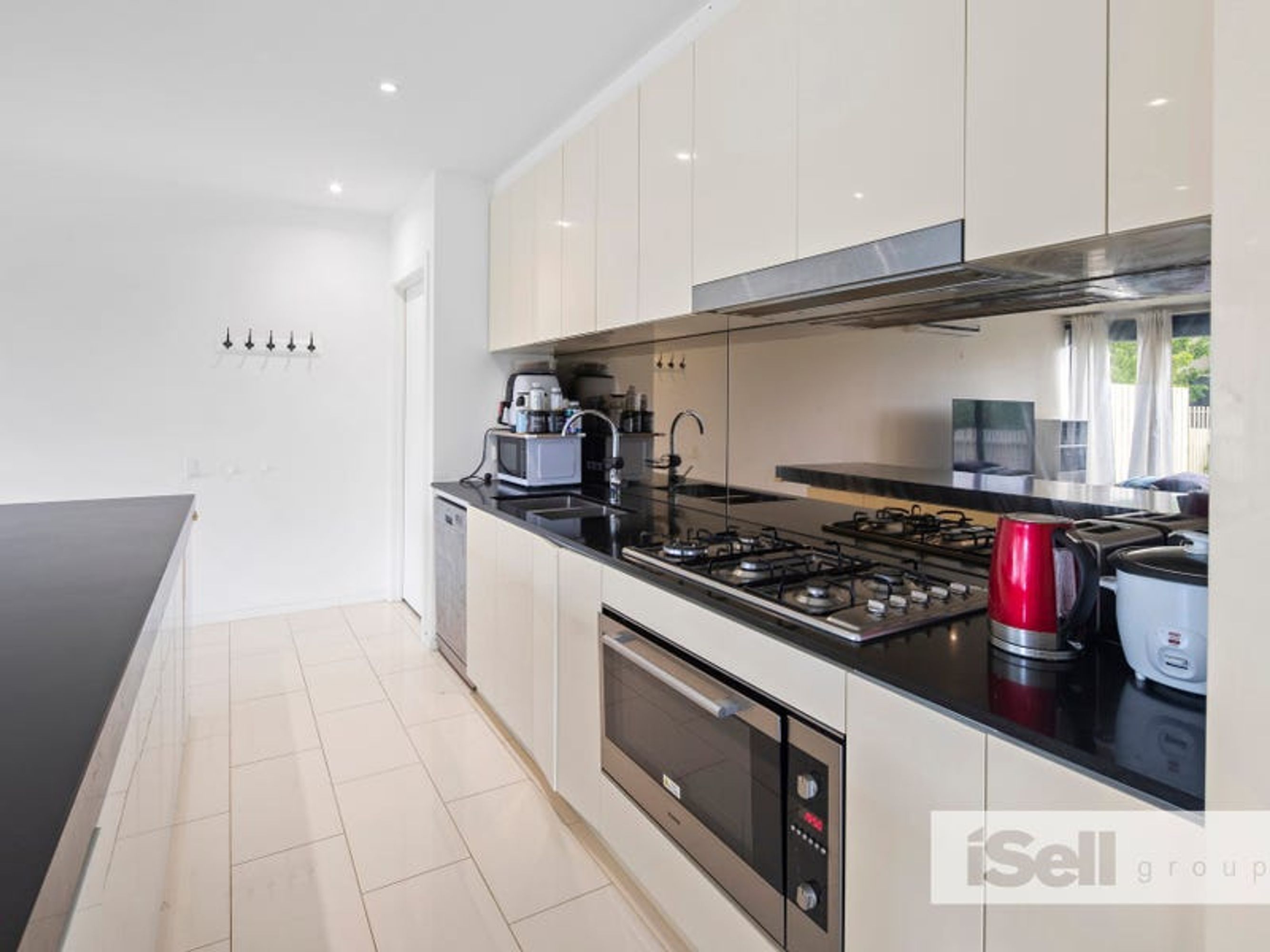 9 Langi Street, Springvale - Thumbnail 2