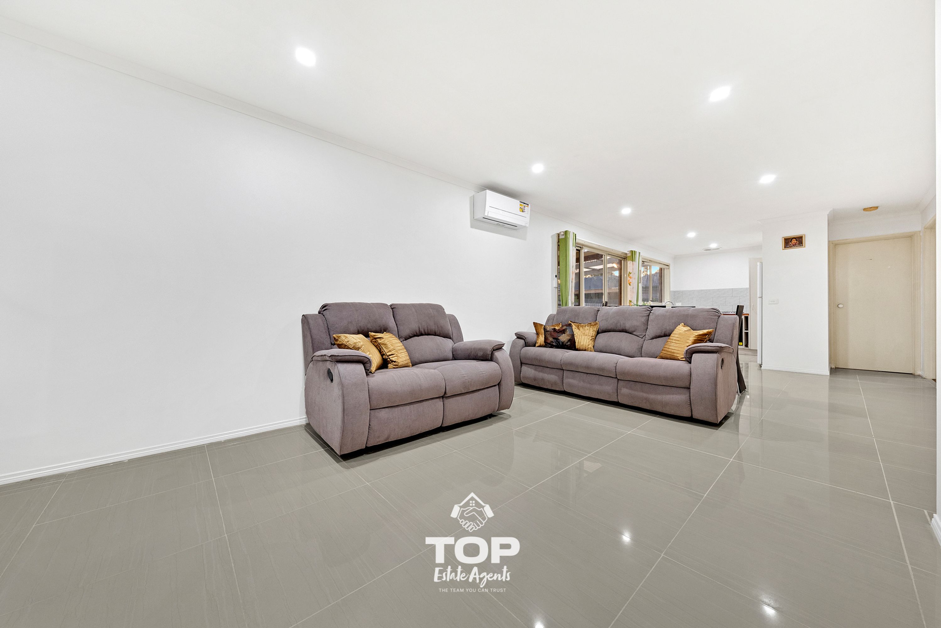 3 Glenora Way, Hampton Park - Thumbnail 3