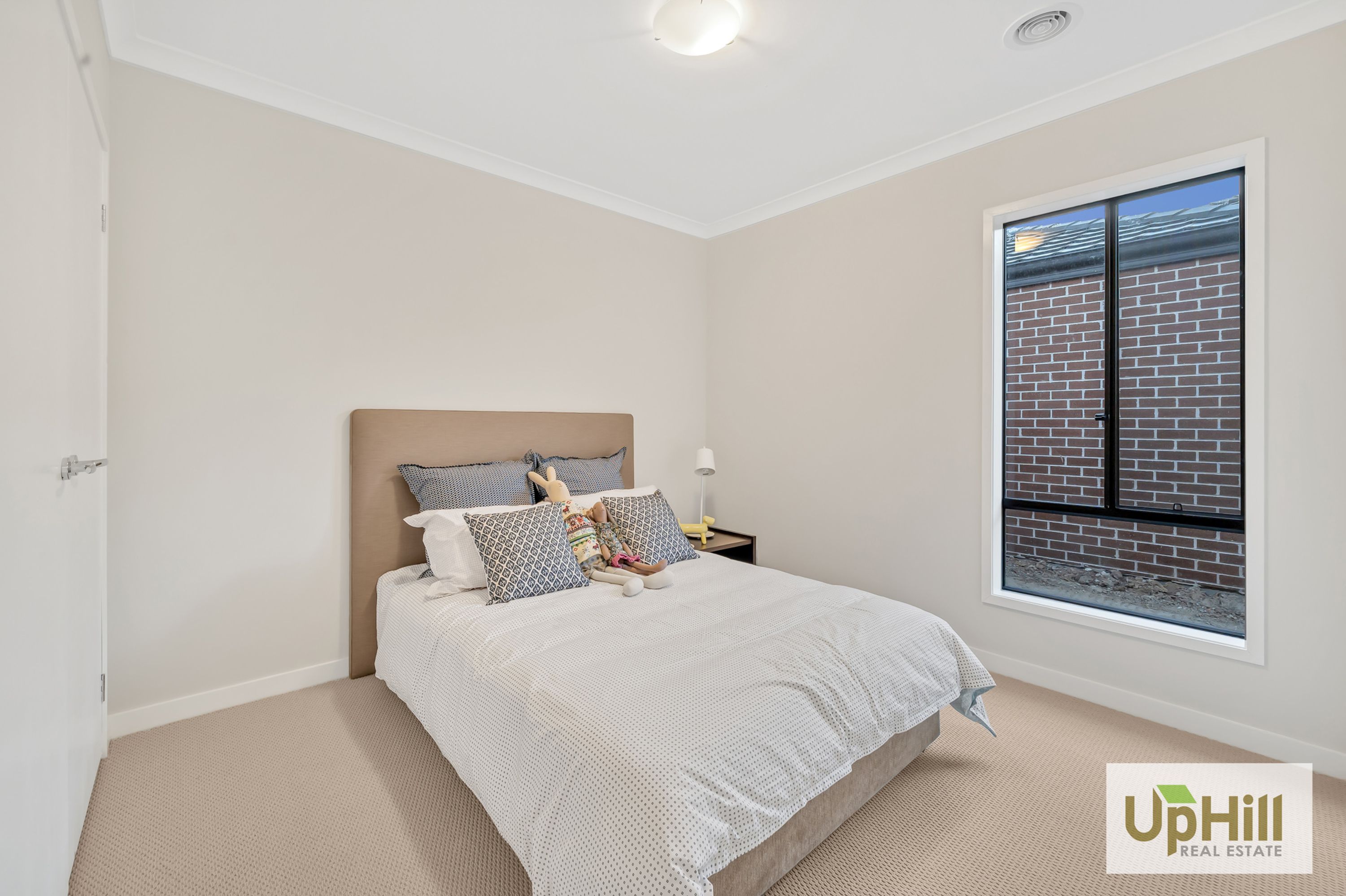 12 EPSOM LANE, Cranbourne North - Thumbnail 6