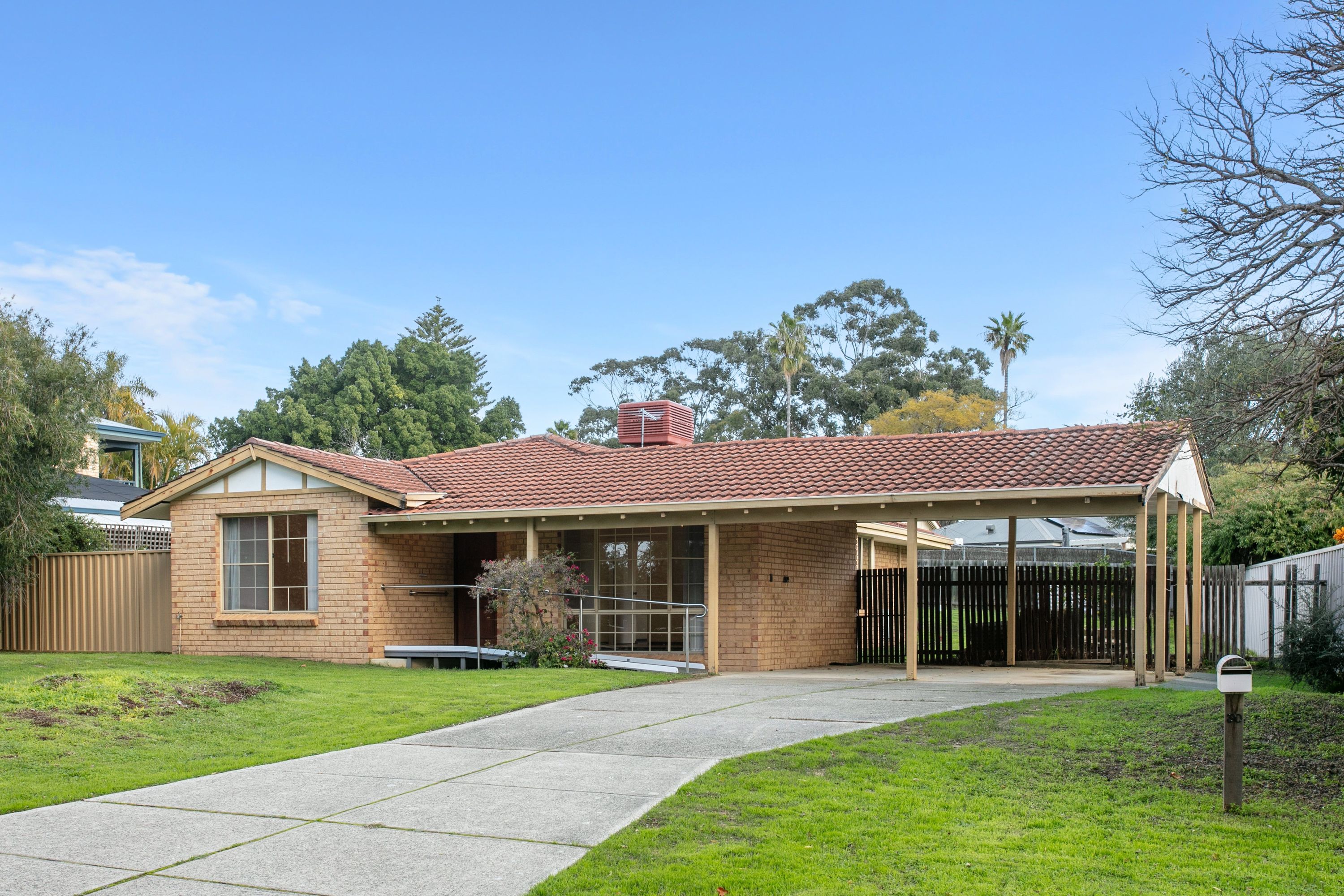 30 Mooro Drive, Mount Claremont - Image 1