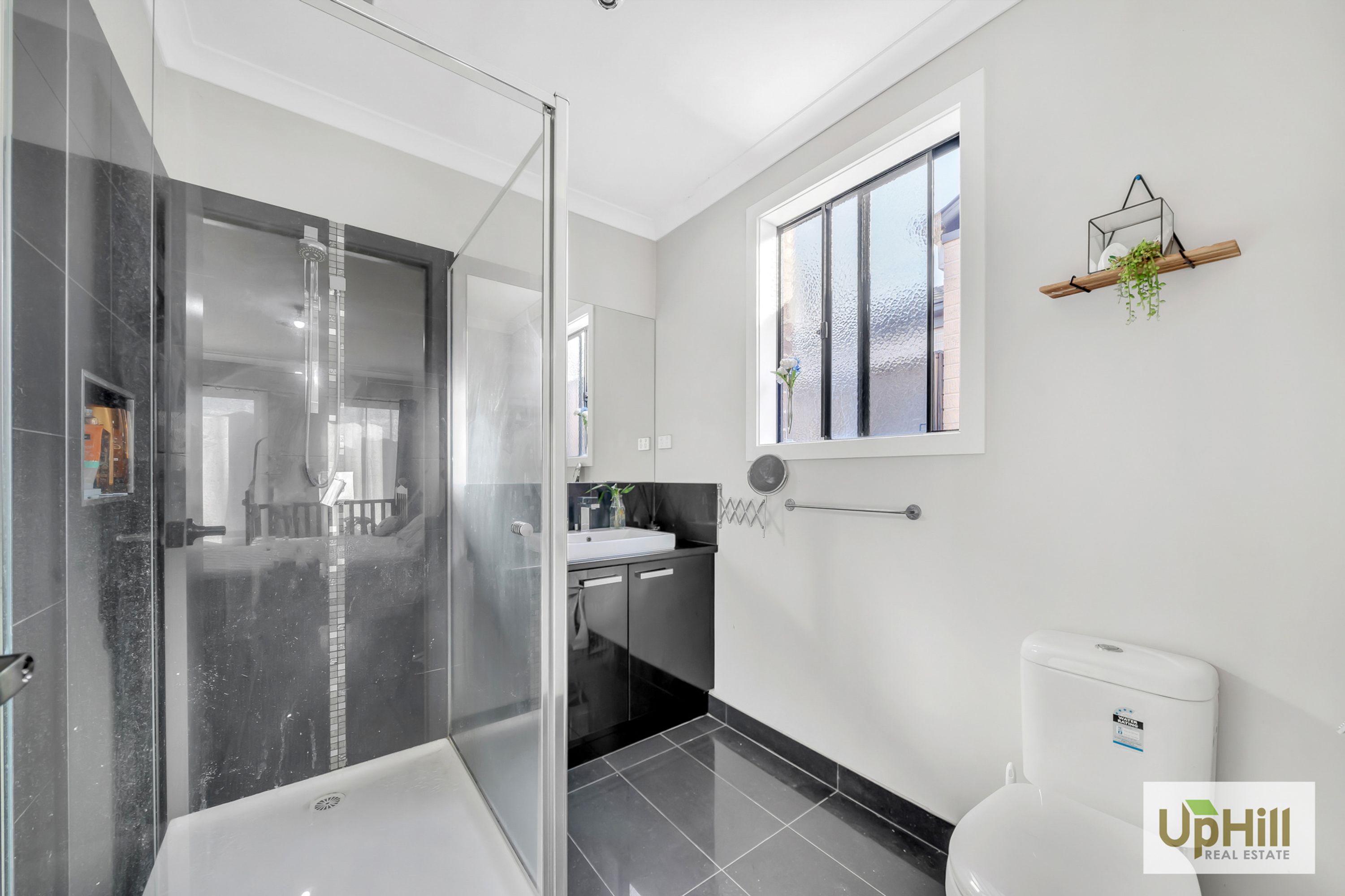 64 SERENE WAY, Clyde North - Thumbnail 3