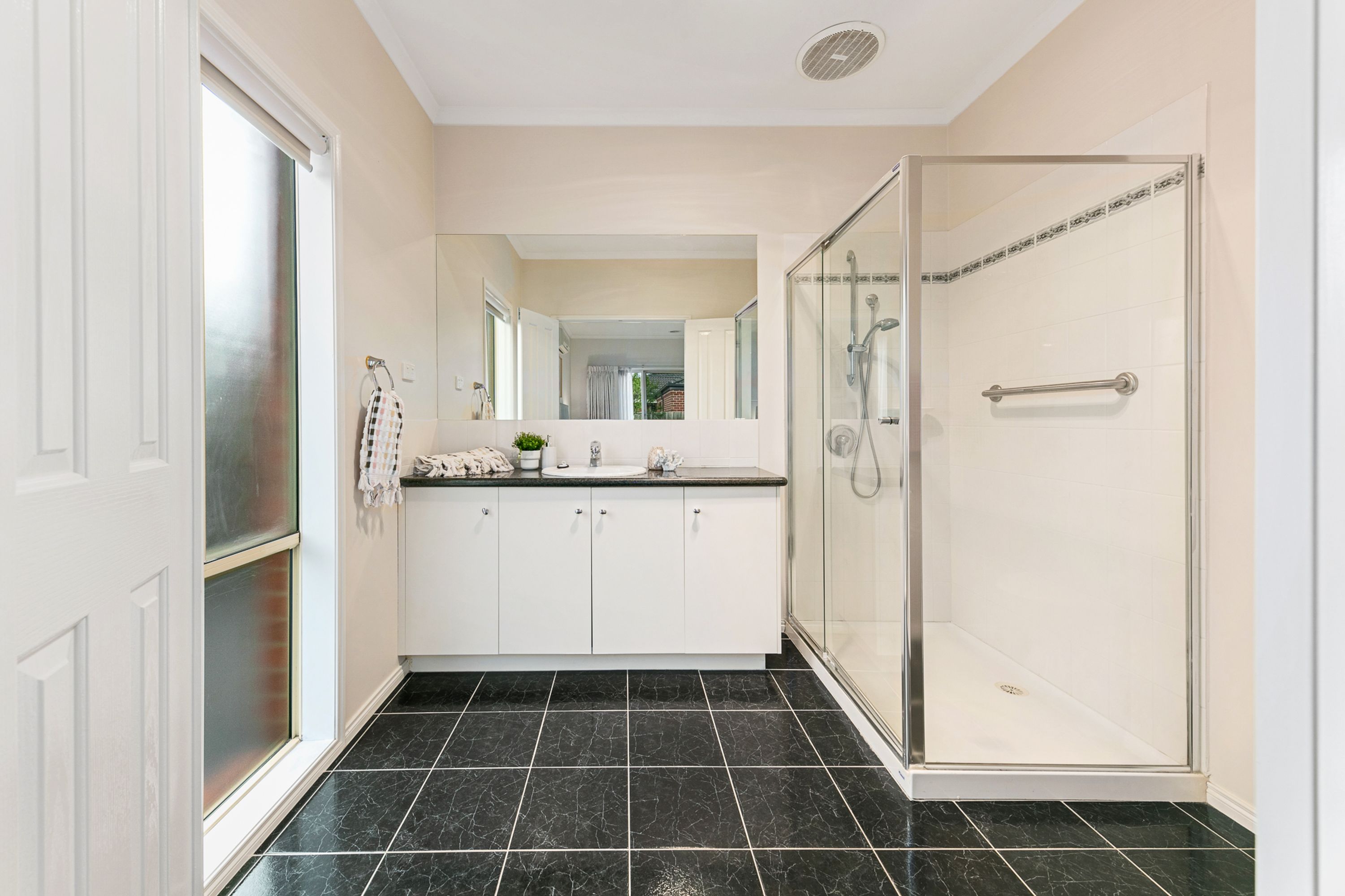23 Moorland Road, Cairnlea VIC 3023, Cairnlea - Thumbnail 4