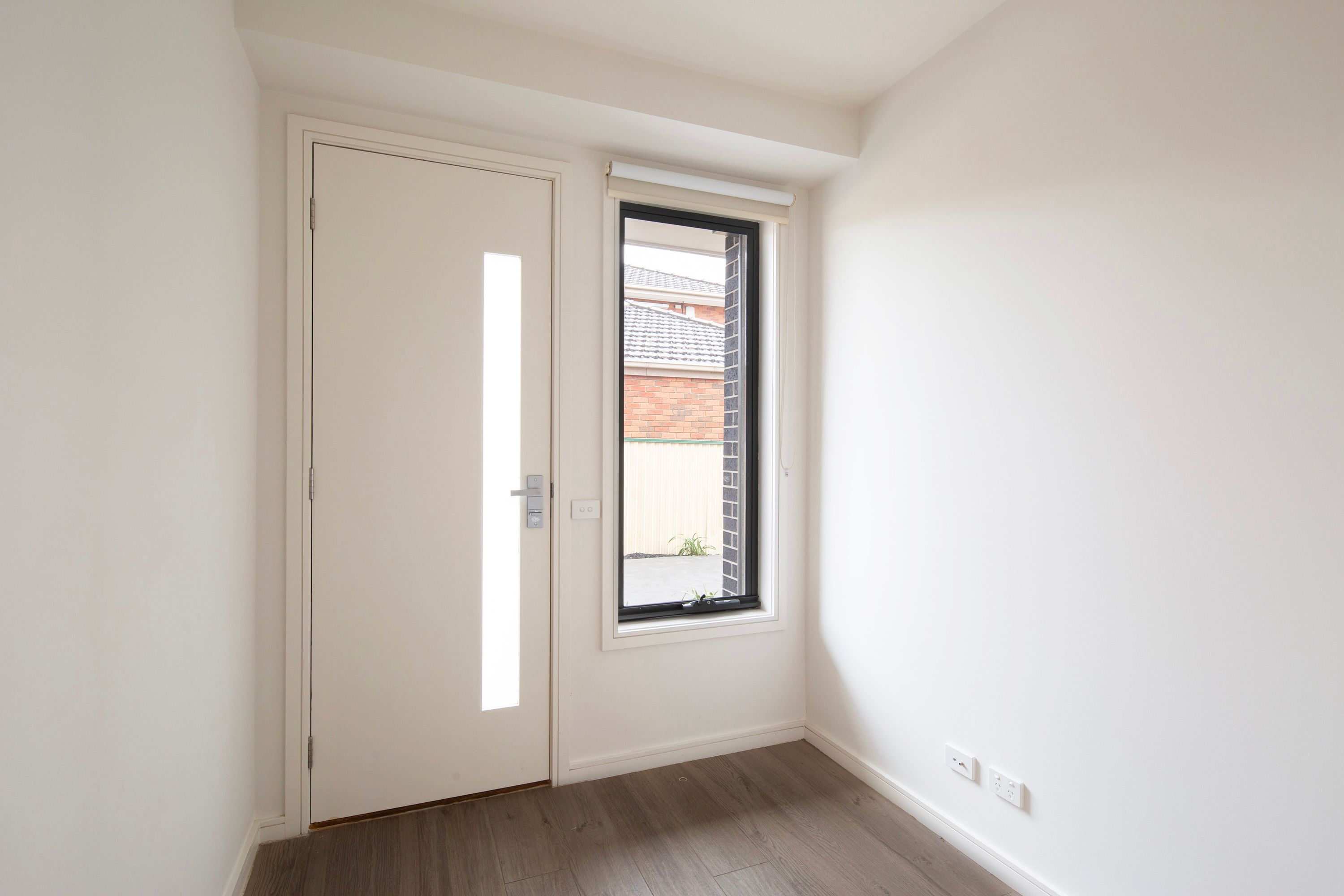 2/63 Royal Avenue, Springvale - Thumbnail 2
