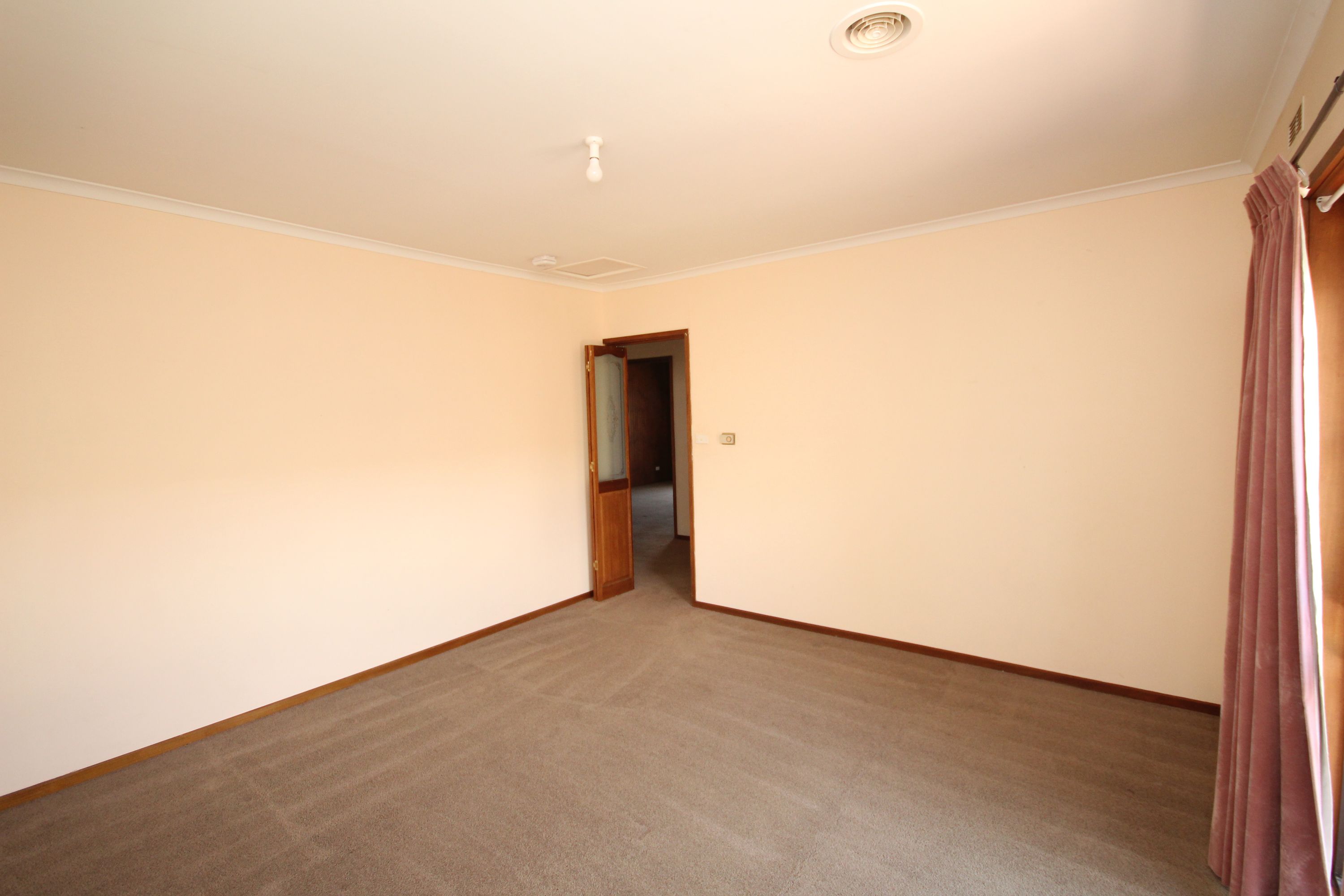 4 Schwarz Avenue, Horsham VIC 3400, Horsham - Thumbnail 5