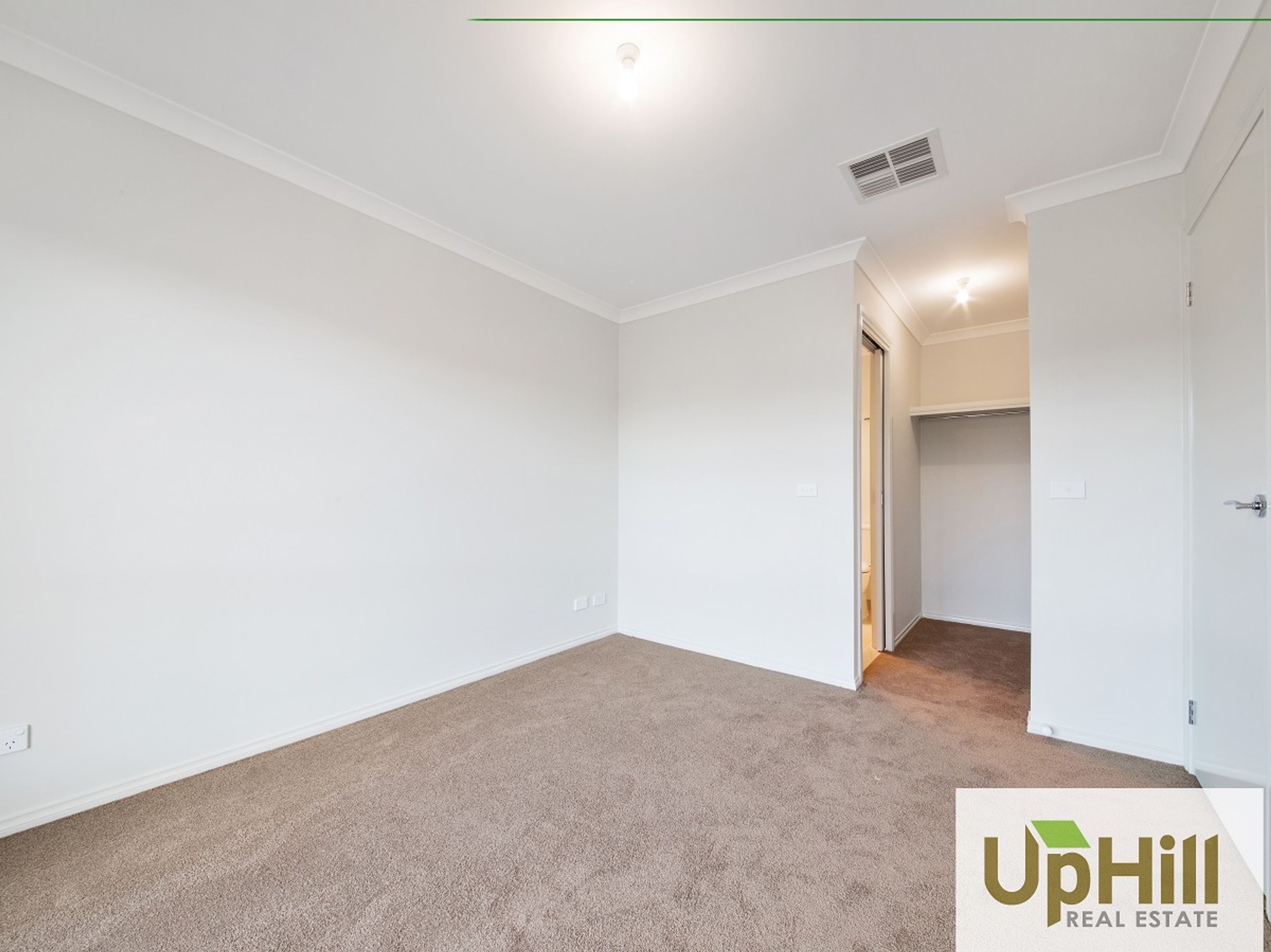 18 MAYWOOD STREET, Pakenham - Thumbnail 3