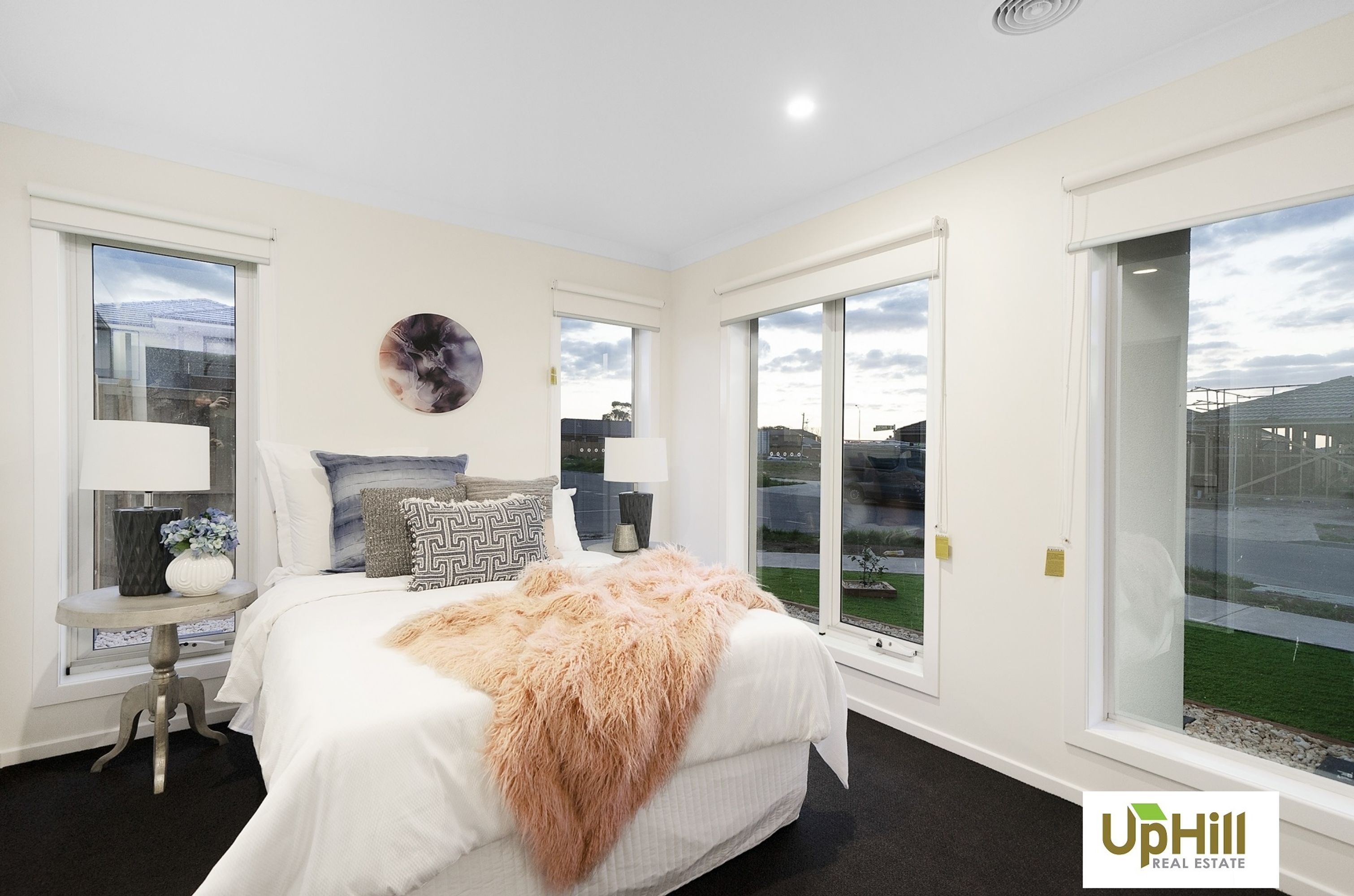 13 SPEARGRASS CLOSE, Clyde North - Thumbnail 2