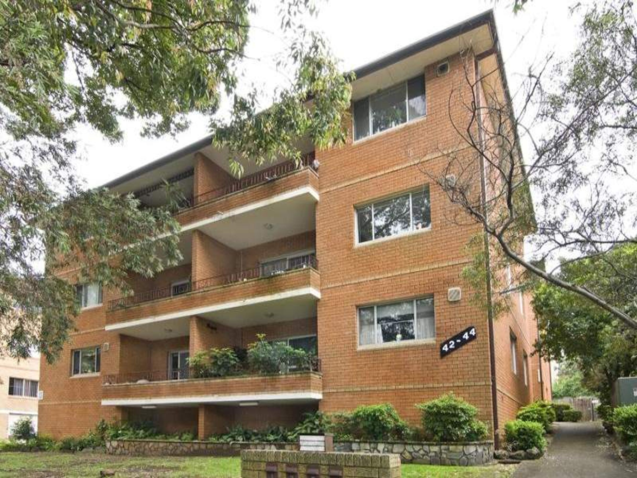 11/42-44 St Georges Pde, Hurstville, Hurstville - Image 1