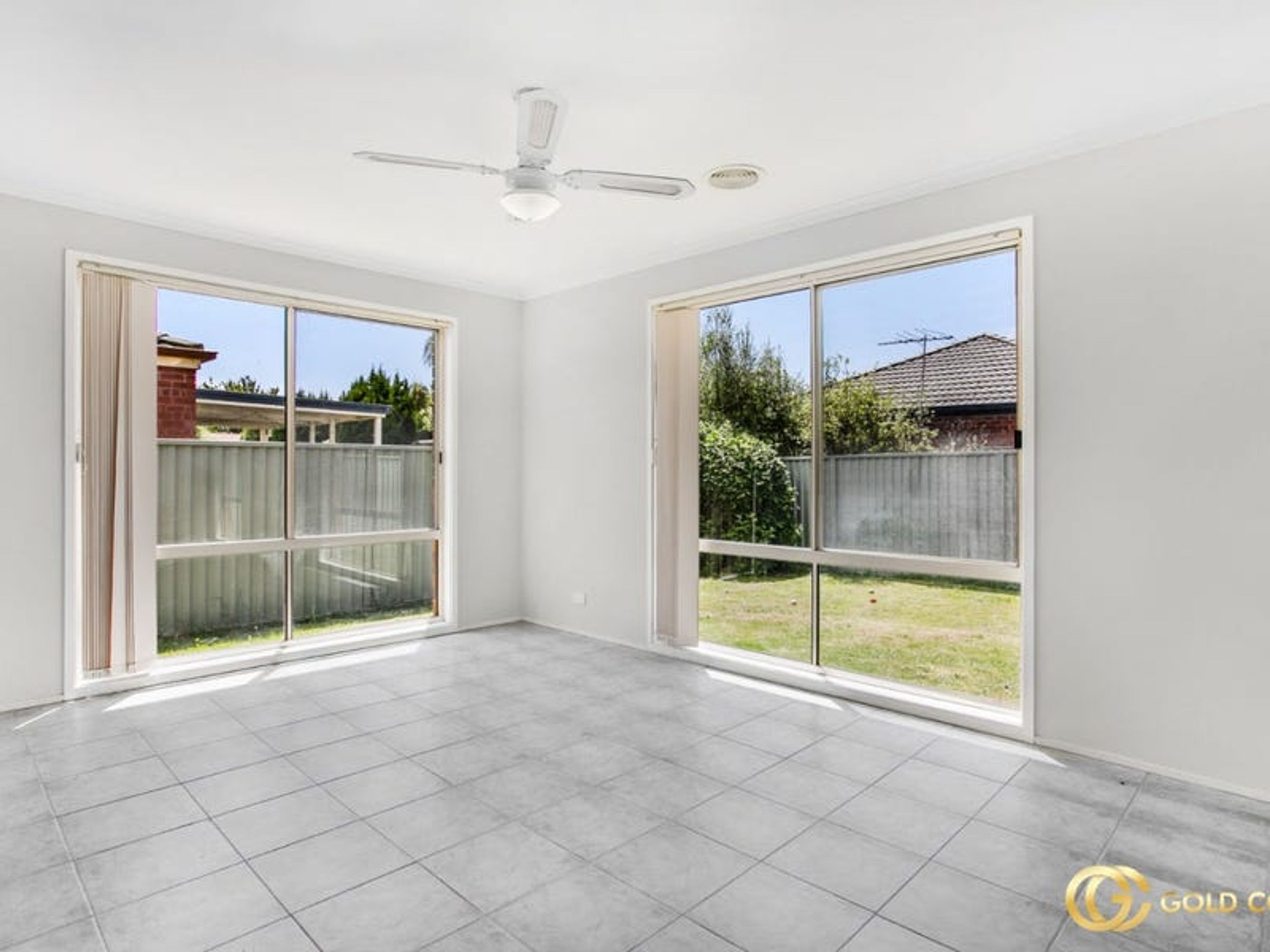 12 Houndsforth Street, Cranbourne East - Thumbnail 8