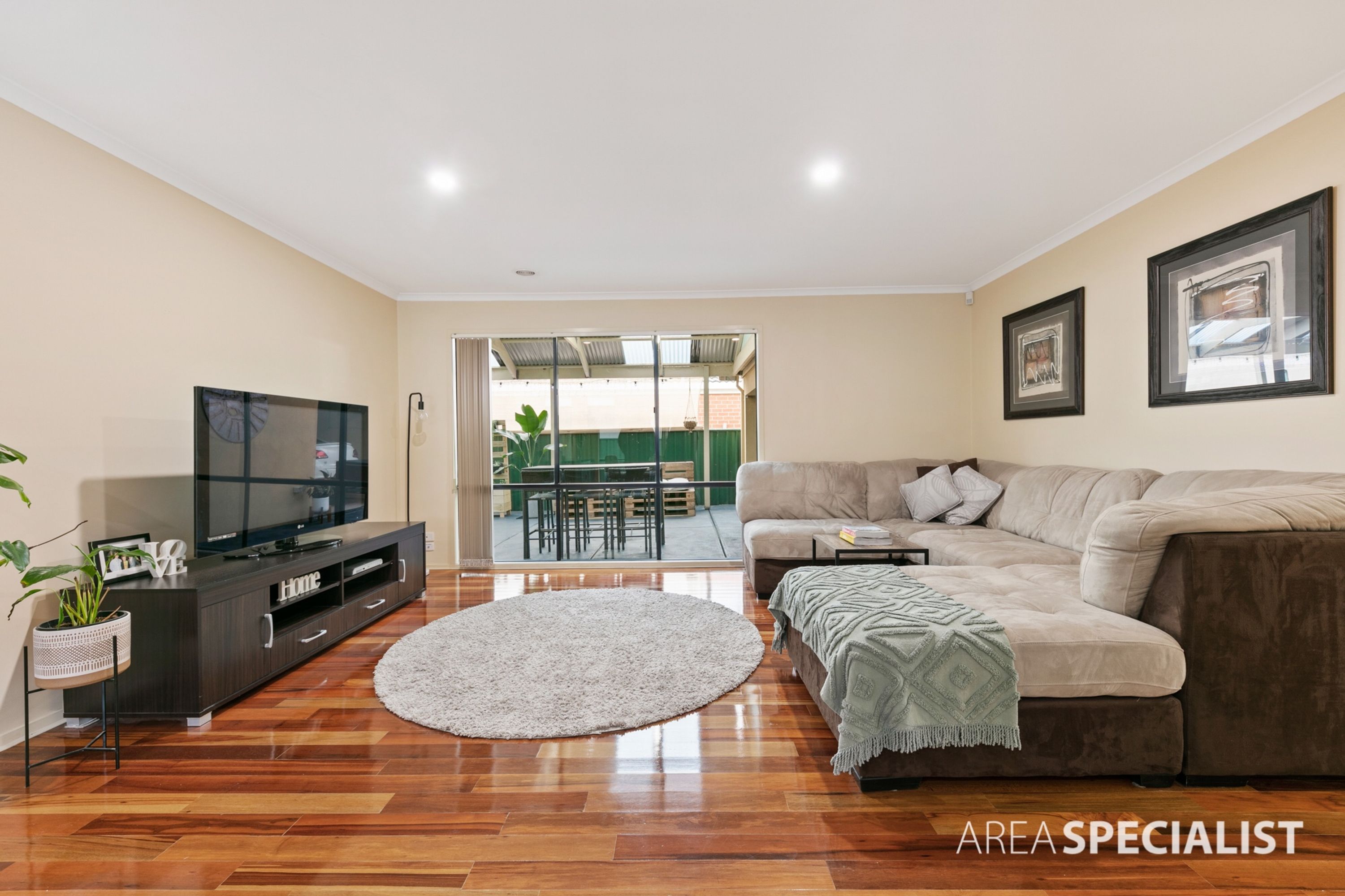 11 McQuillan Way, Burnside VIC 3023, Burnside - Thumbnail 3