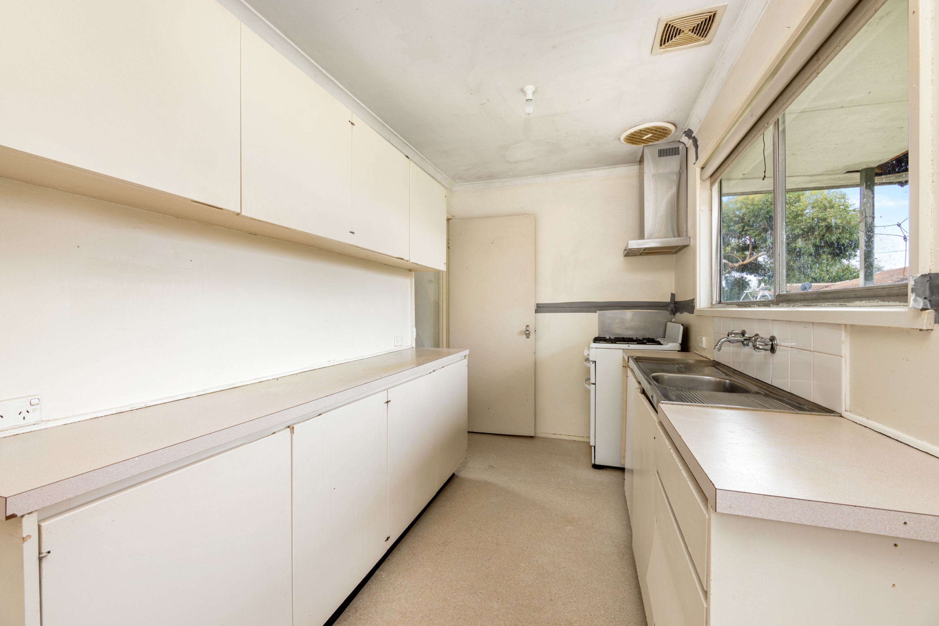 26 Forsyth Avenue, Horsham VIC 3400, Horsham - Thumbnail 2