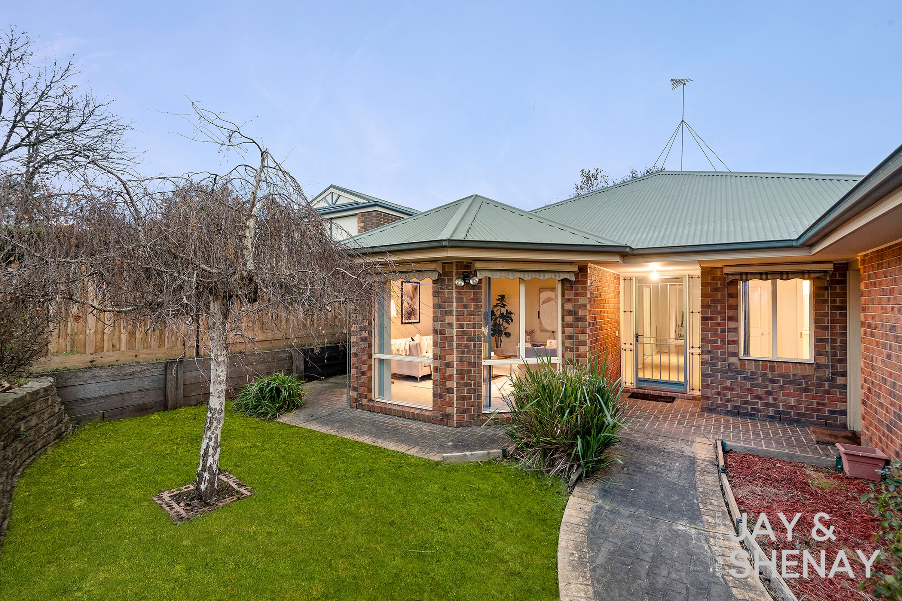 4 Grantham Crescent, Berwick, Berwick - Image 1