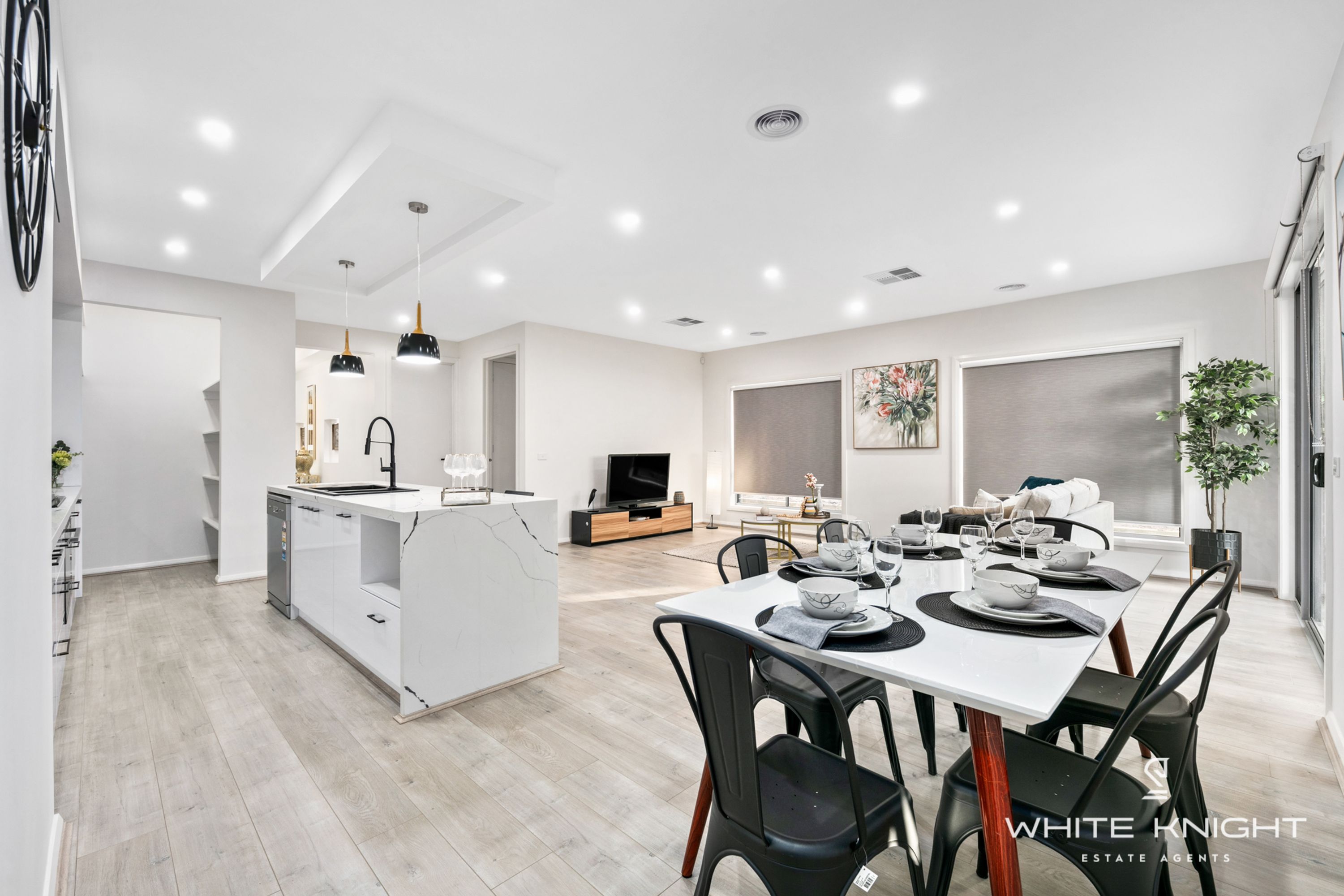 22 Treviso Street, Fraser Rise VIC 3336, Fraser Rise - Thumbnail 3
