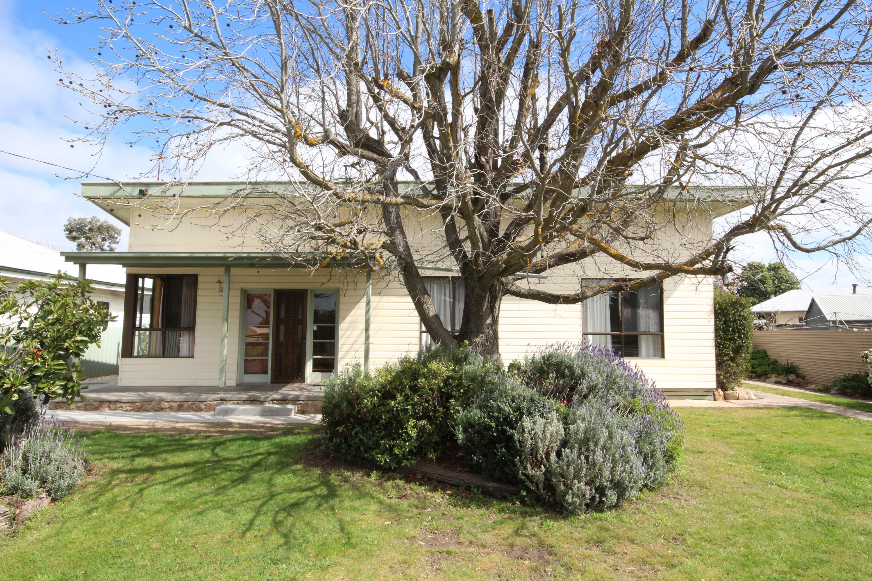 2 High Street, Horsham VIC 3400