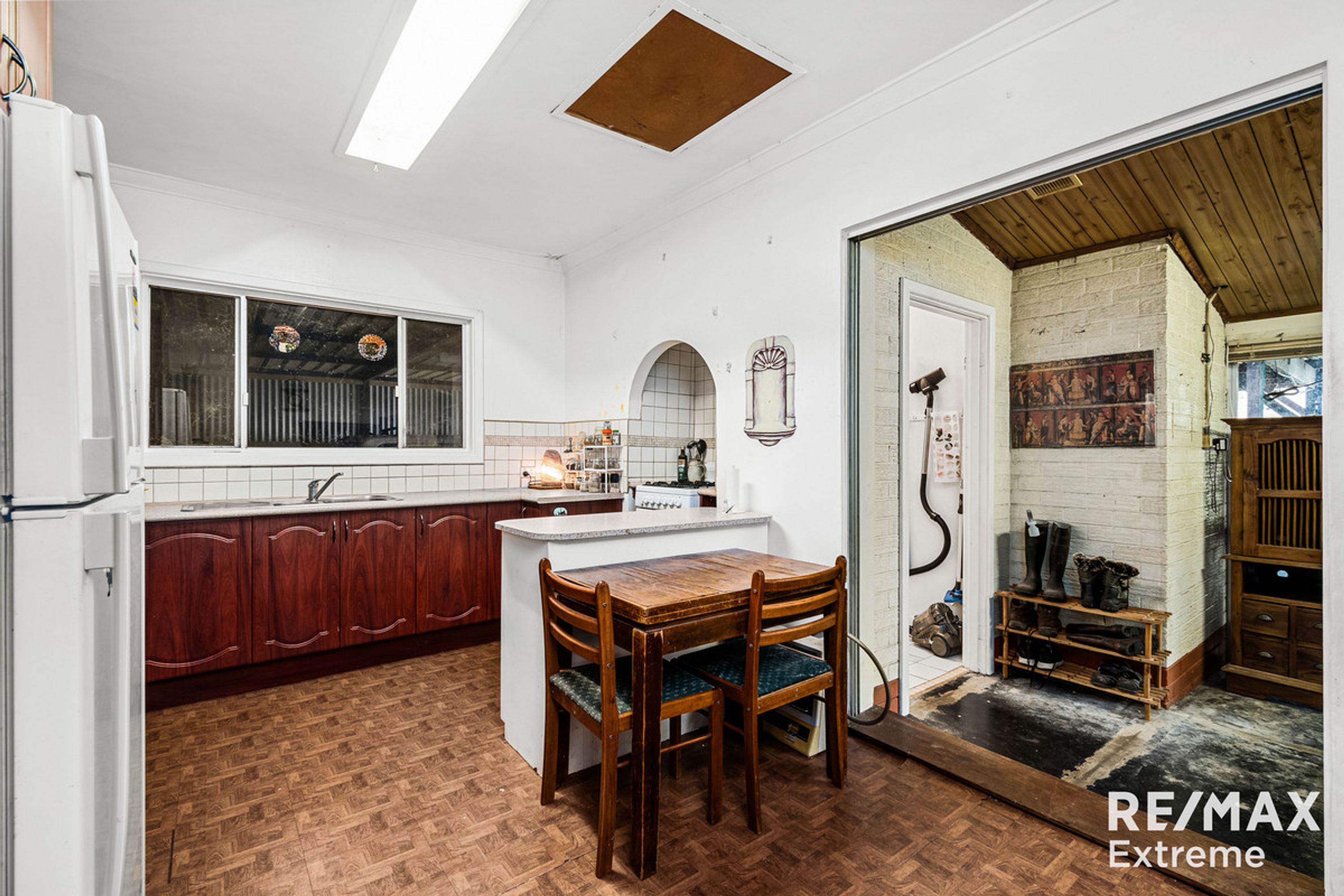 7 Warren Road, Maida Vale - Thumbnail 6