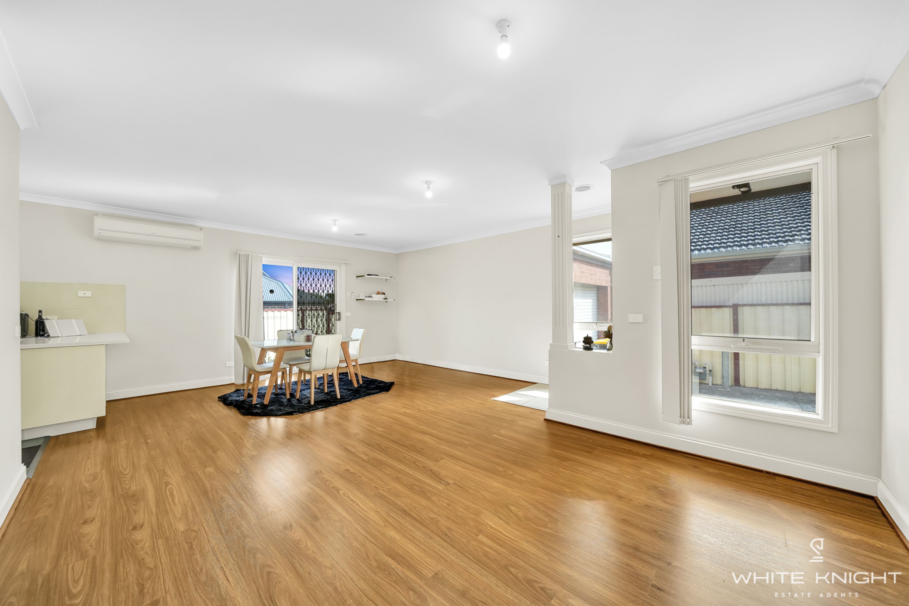2/11 Gillespie Road, St Albans VIC 3021, St Albans - Thumbnail 2
