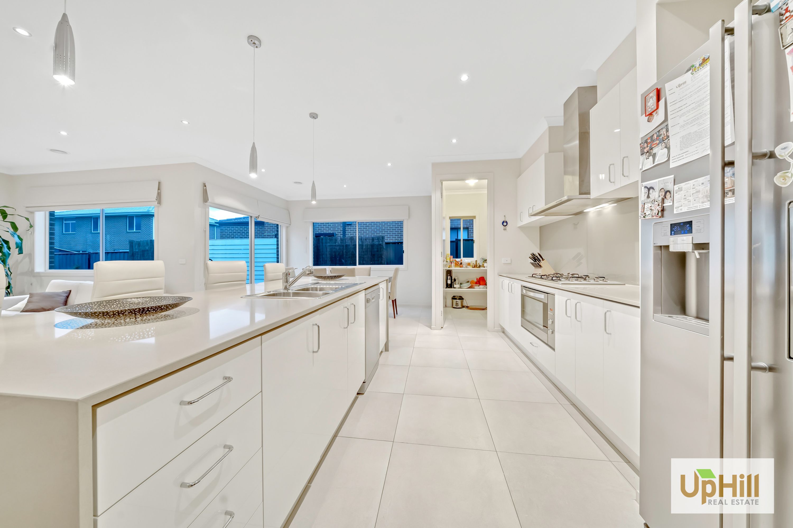 3 SHIRE WALK, Clyde North - Thumbnail 5