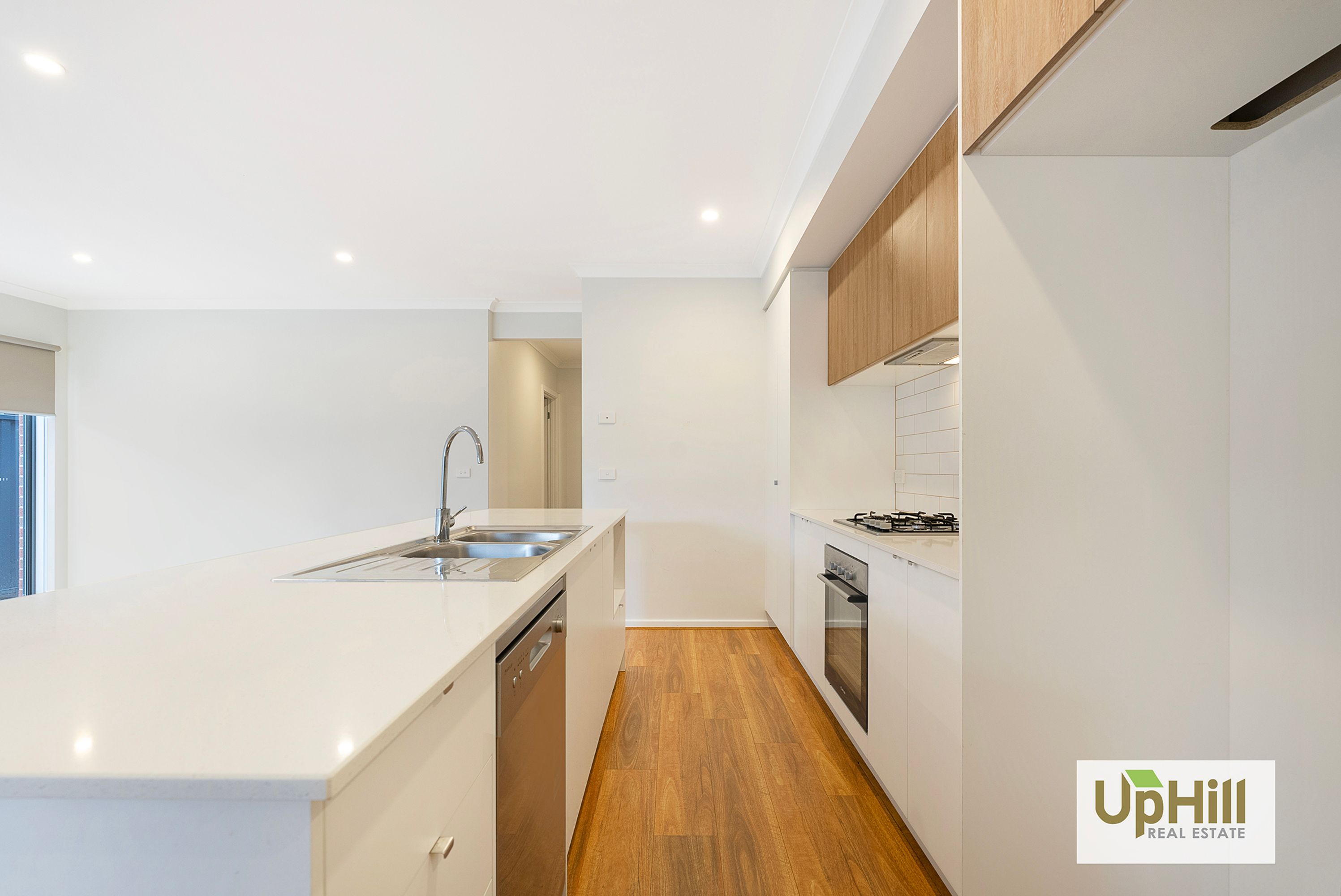 20 Croft Dr, Clyde North - Thumbnail 5