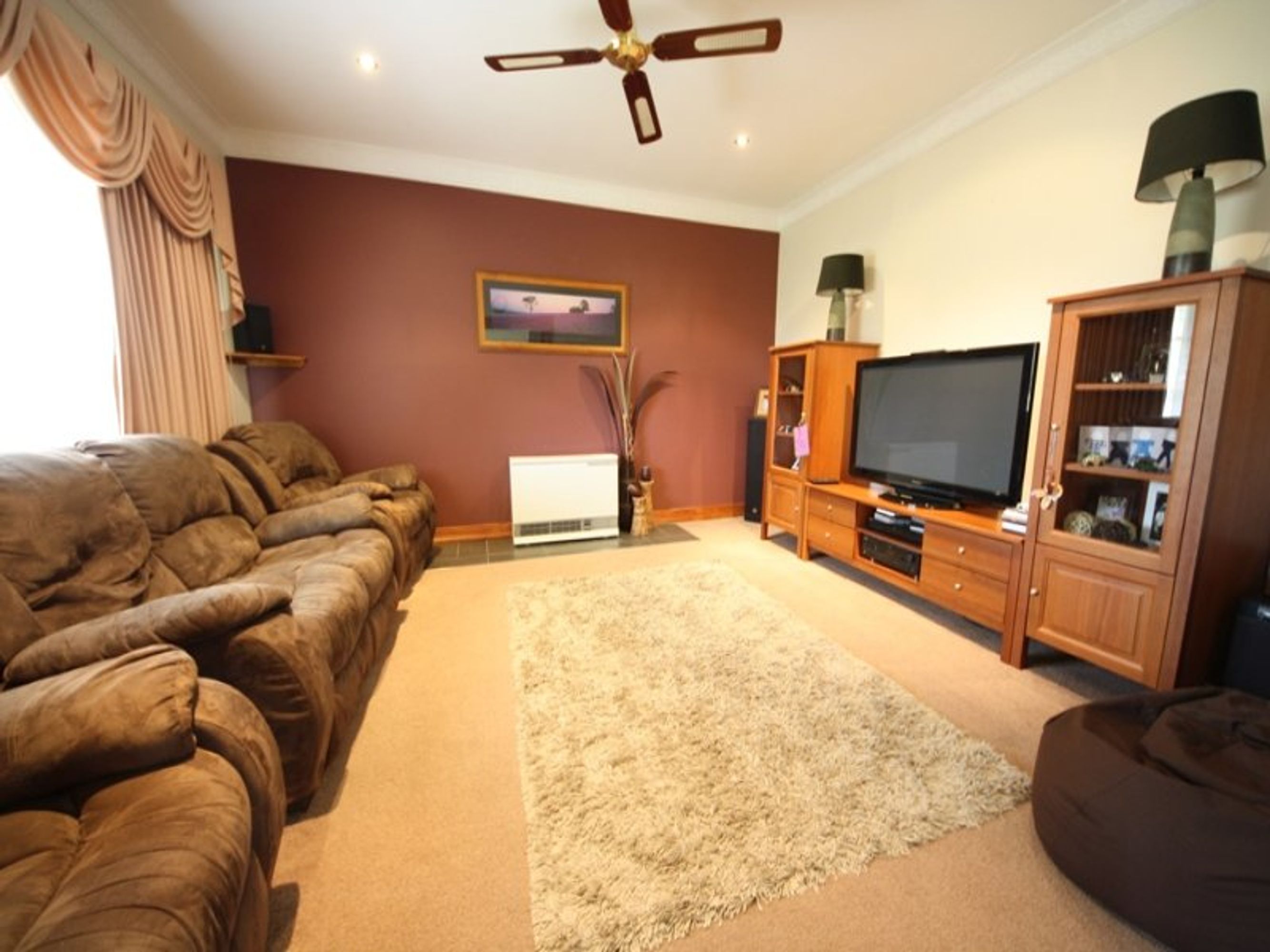4 Centenary Avenue, Horsham VIC 3400, Horsham - Thumbnail 2