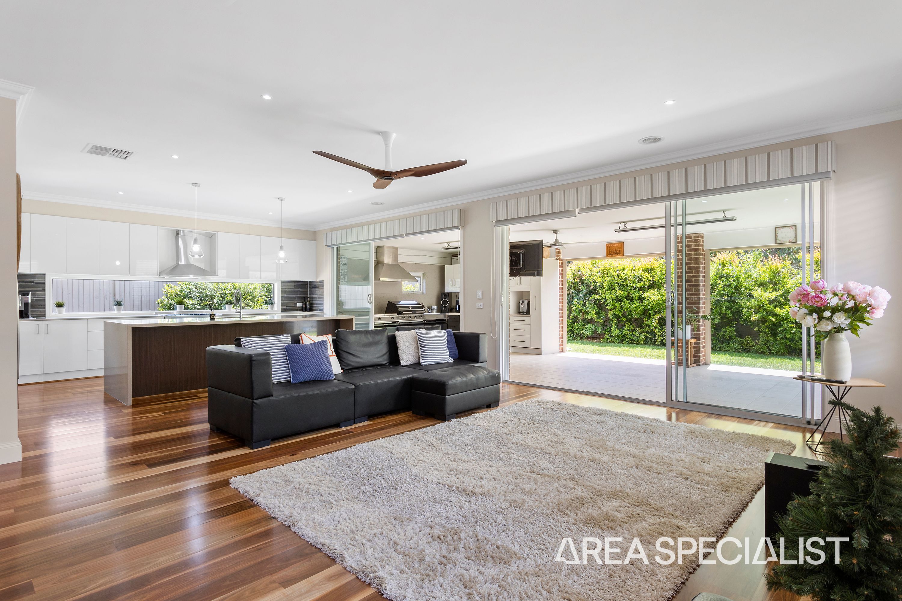 14 Clendon Drive, Officer - Thumbnail 7