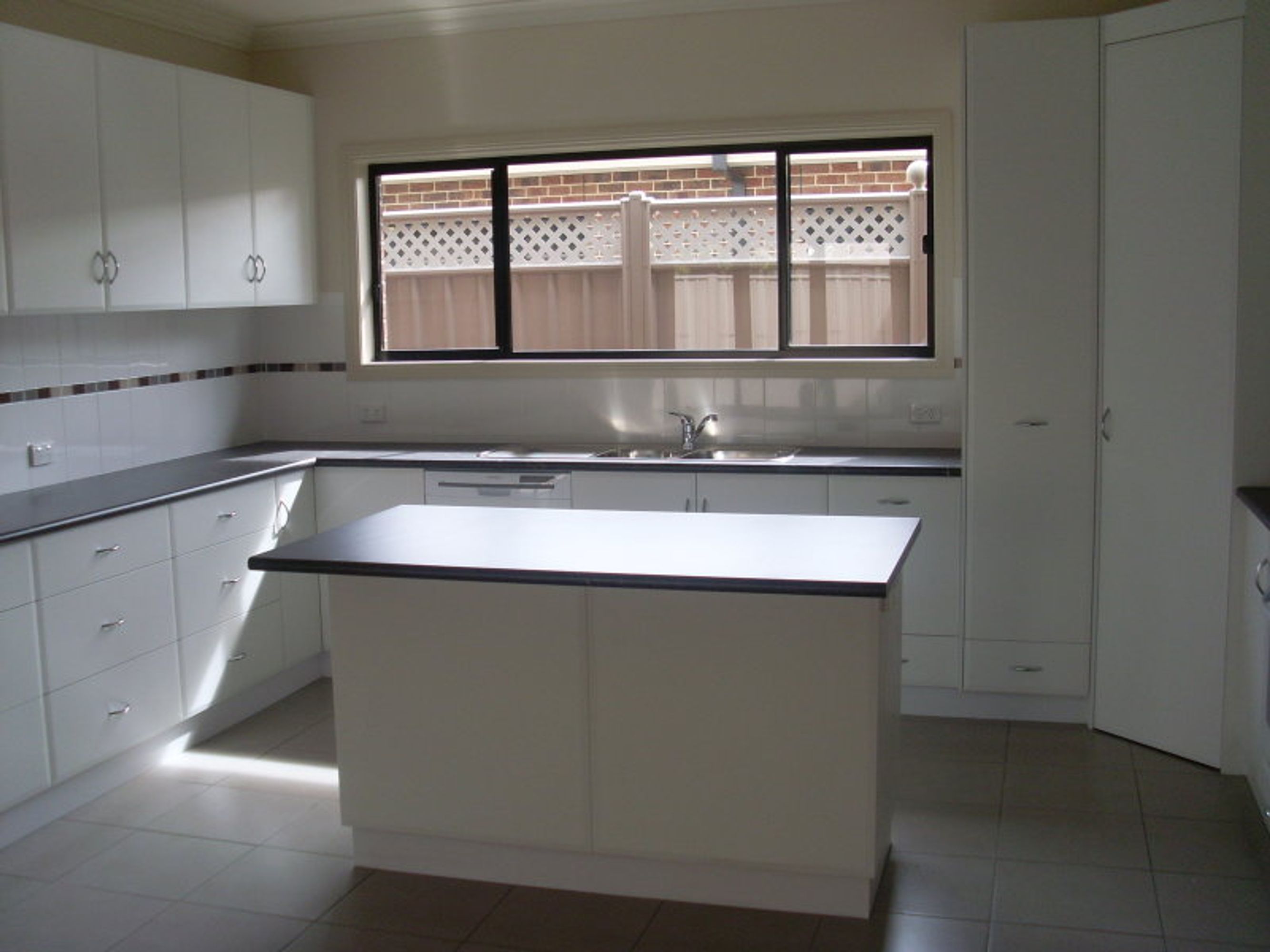 2/1 Smith Street, Horsham VIC 3400, Horsham - Thumbnail 3