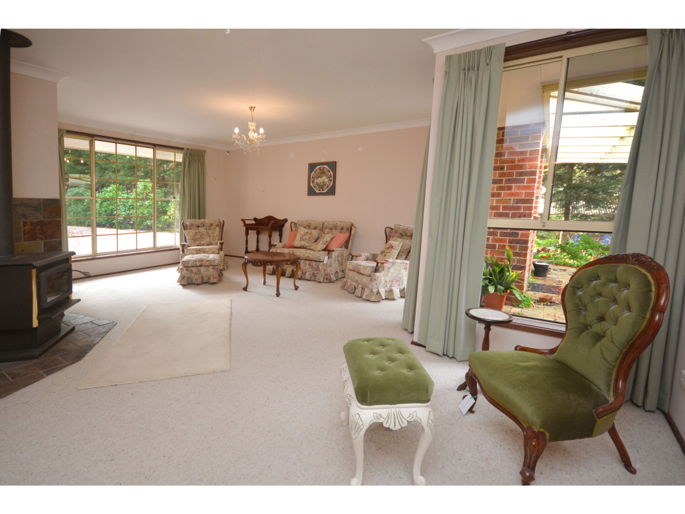 21 Jubilee Avenue, Blackheath - Thumbnail 2