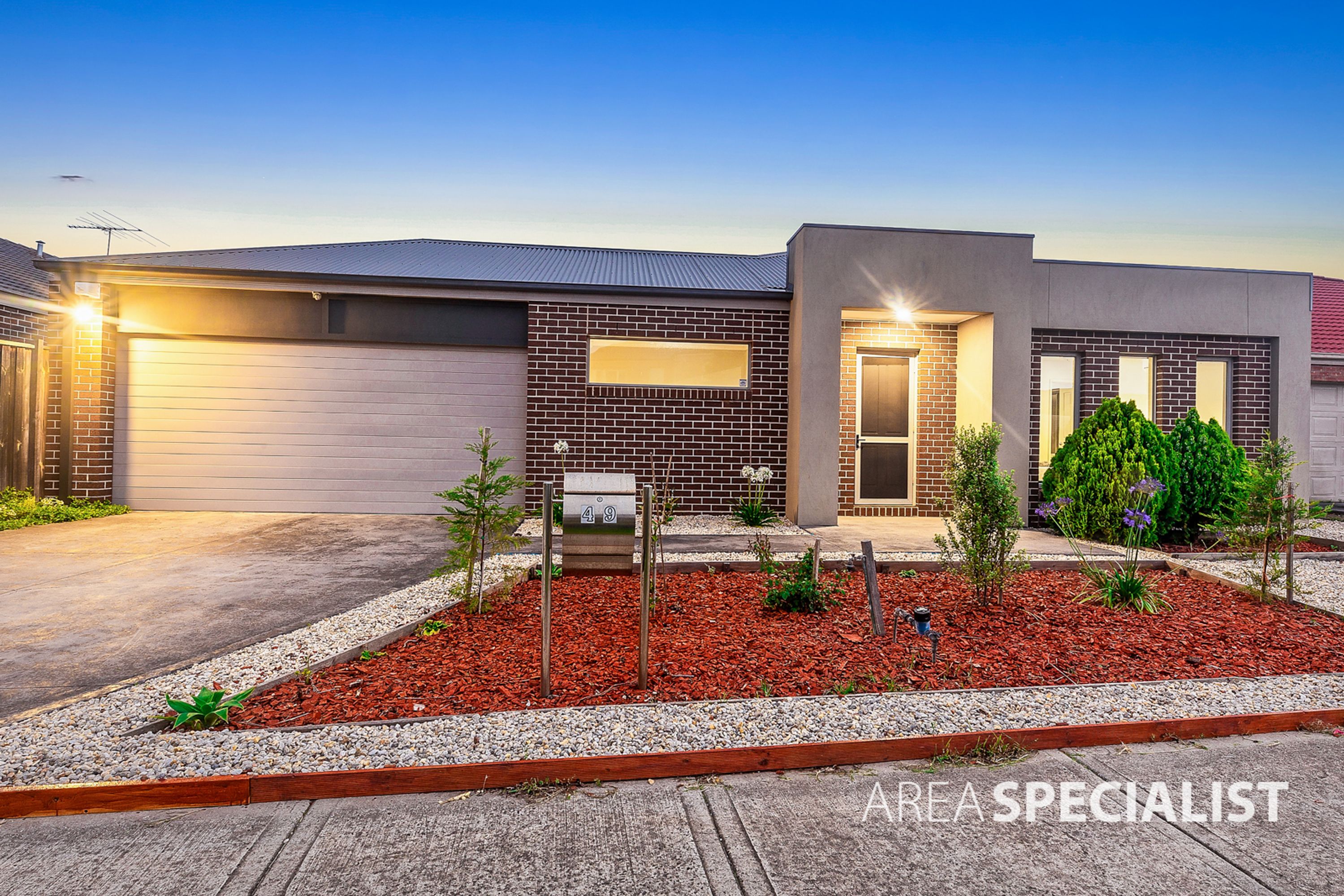 49 Hemsley Drive, Deer Park VIC 3023, Deer Park - Thumbnail 2