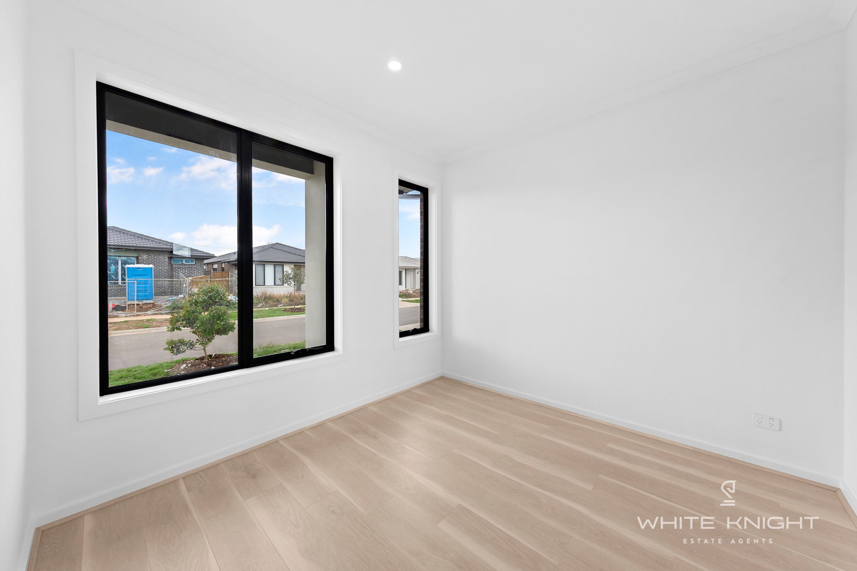 13 International Street, Deanside VIC 3336, Deanside - Thumbnail 4