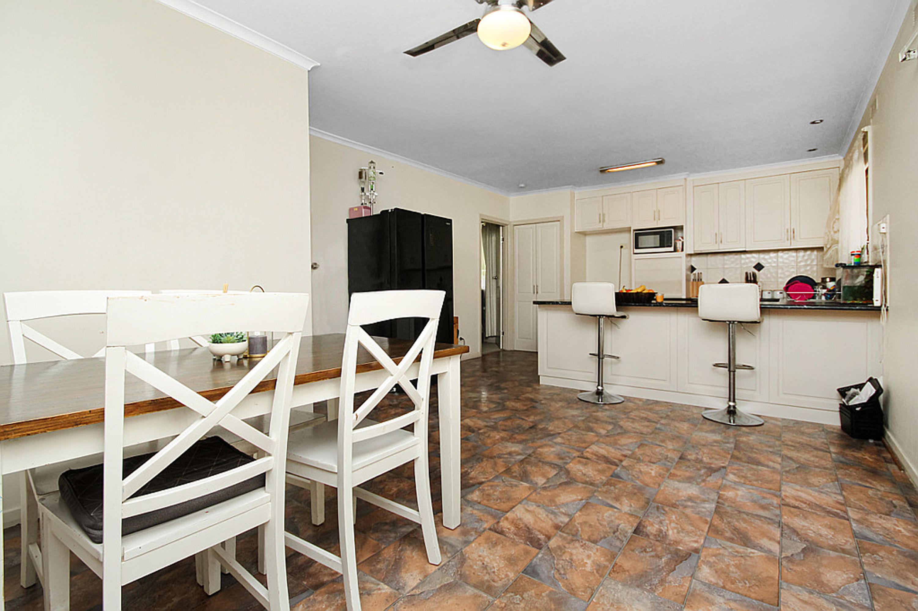 5 Morson Street, Horsham VIC 3400, Horsham - Thumbnail 3