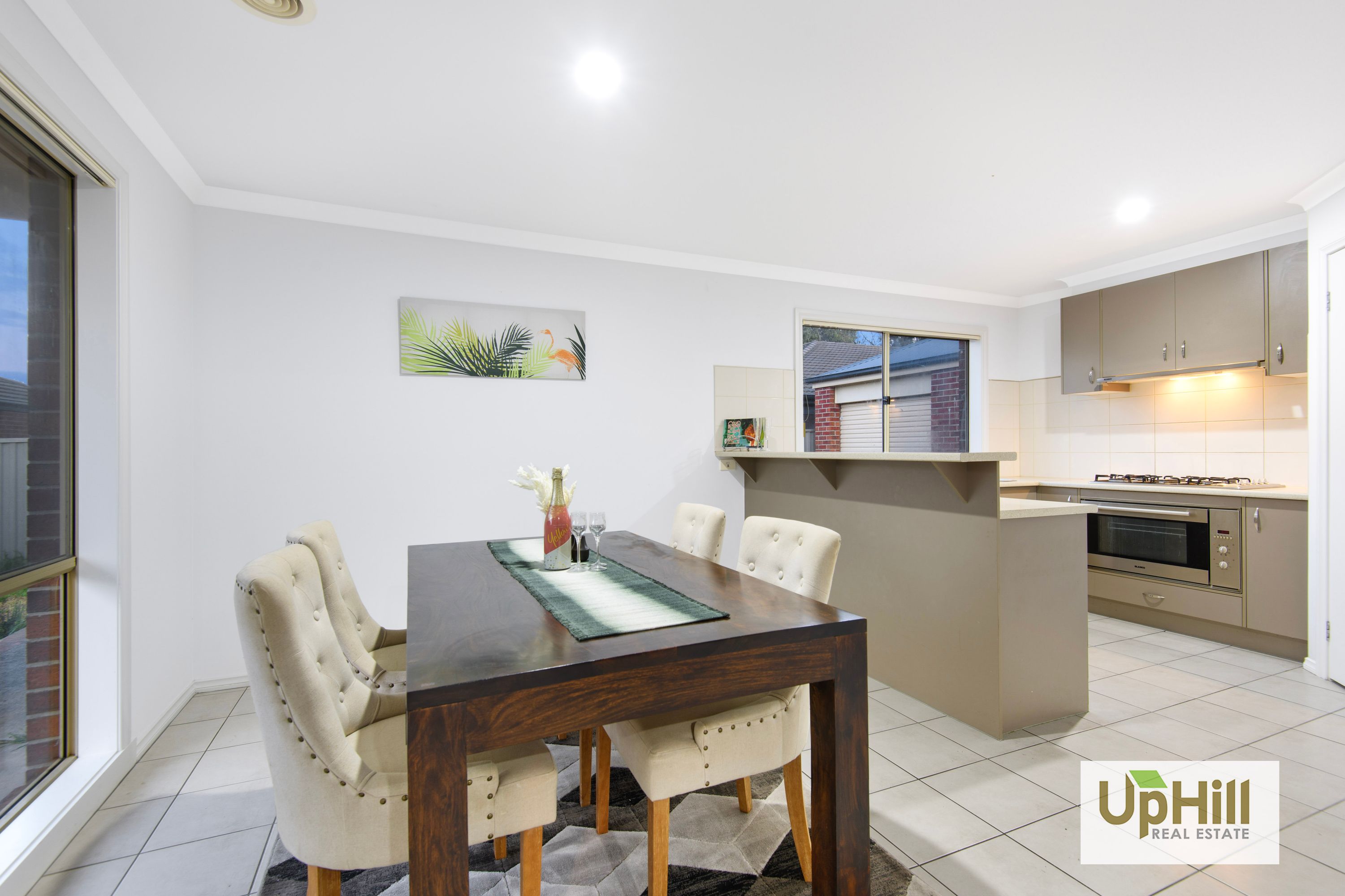 26 Maddock drive, Cranbourne East - Thumbnail 7