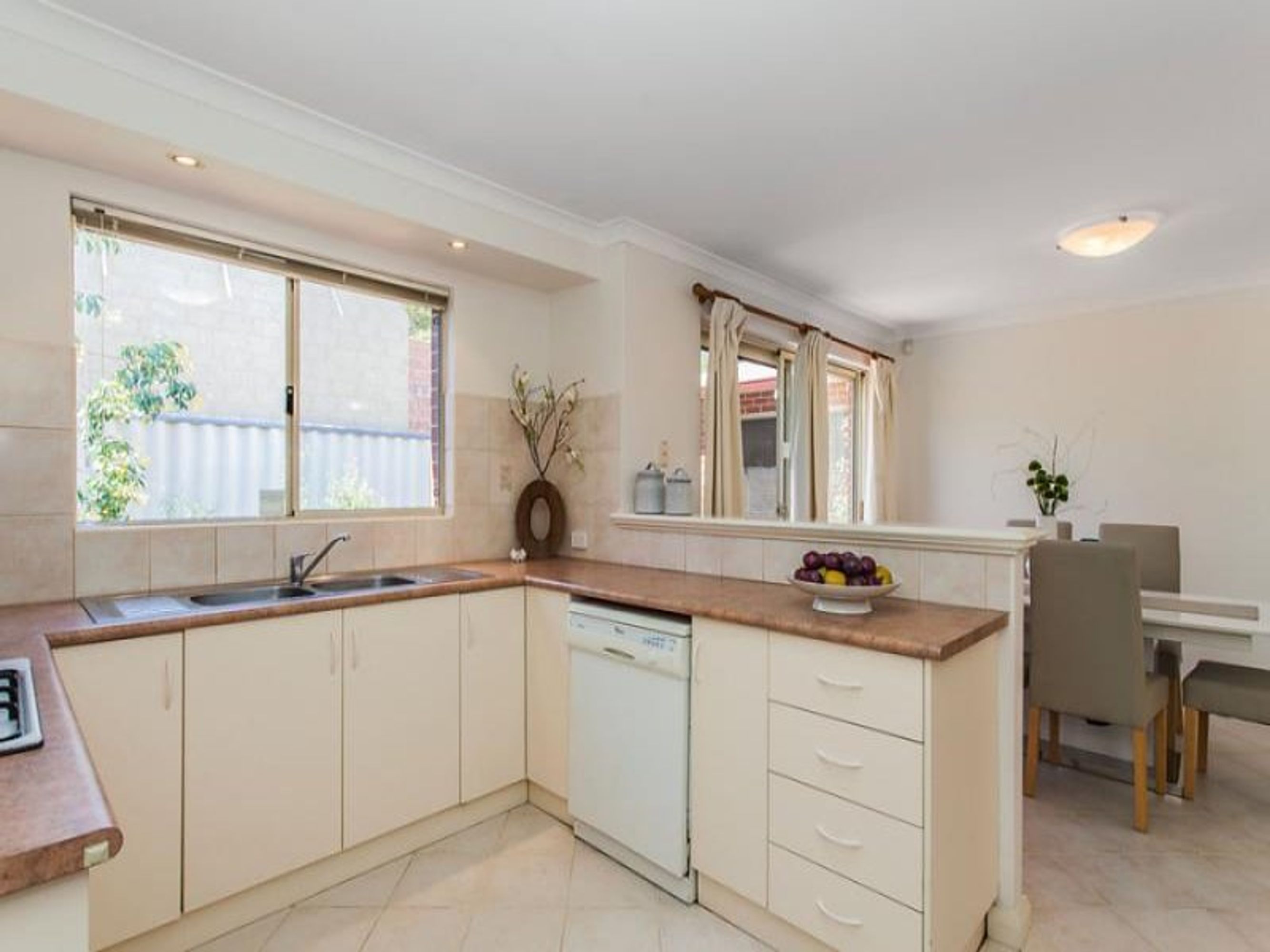 196B Woodside Street, Doubleview - Thumbnail 8