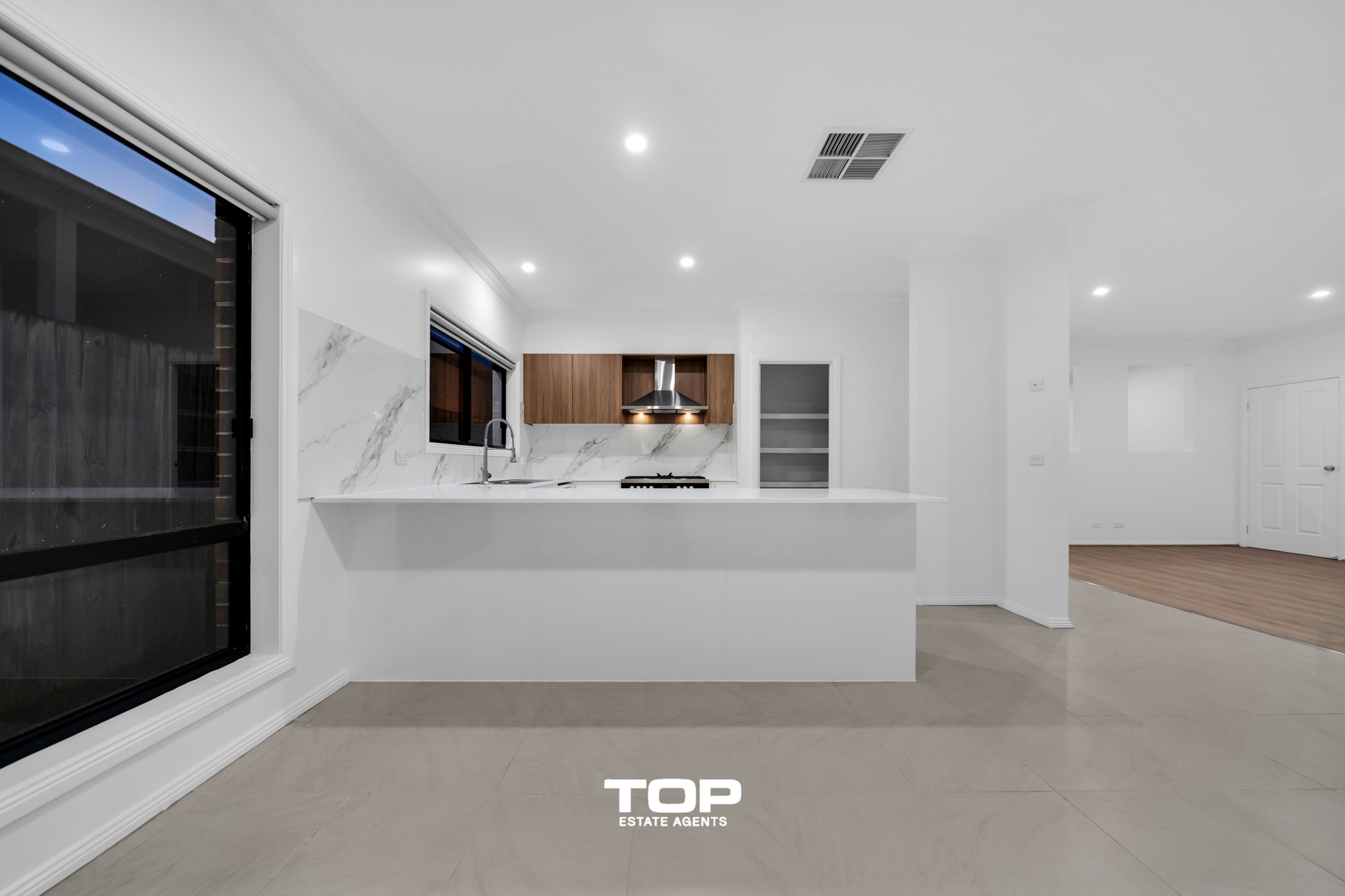7 Hal Porter Terrace, Lynbrook - Thumbnail 5