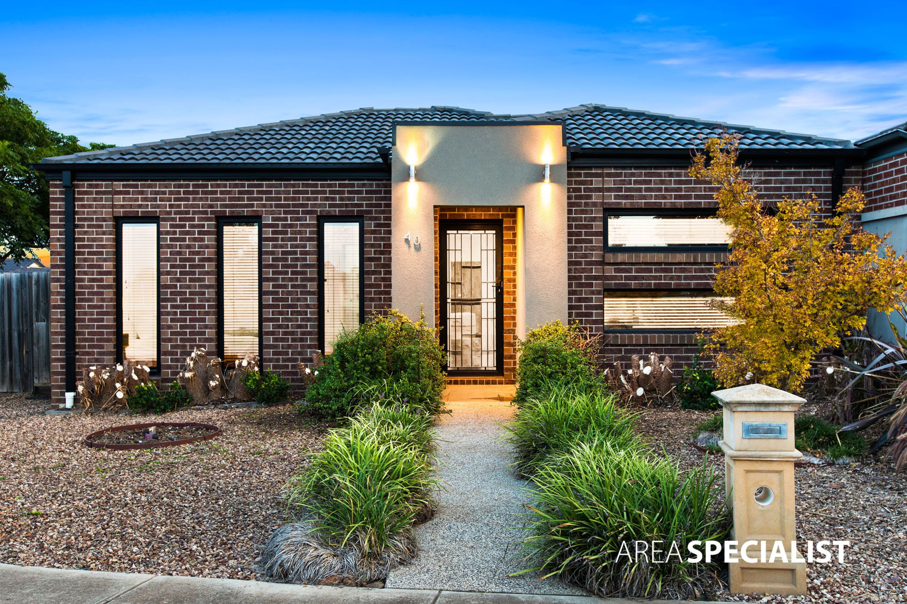40 Kingston Drive, Taylors Hill VIC 3037, Taylors Hill - Thumbnail 2