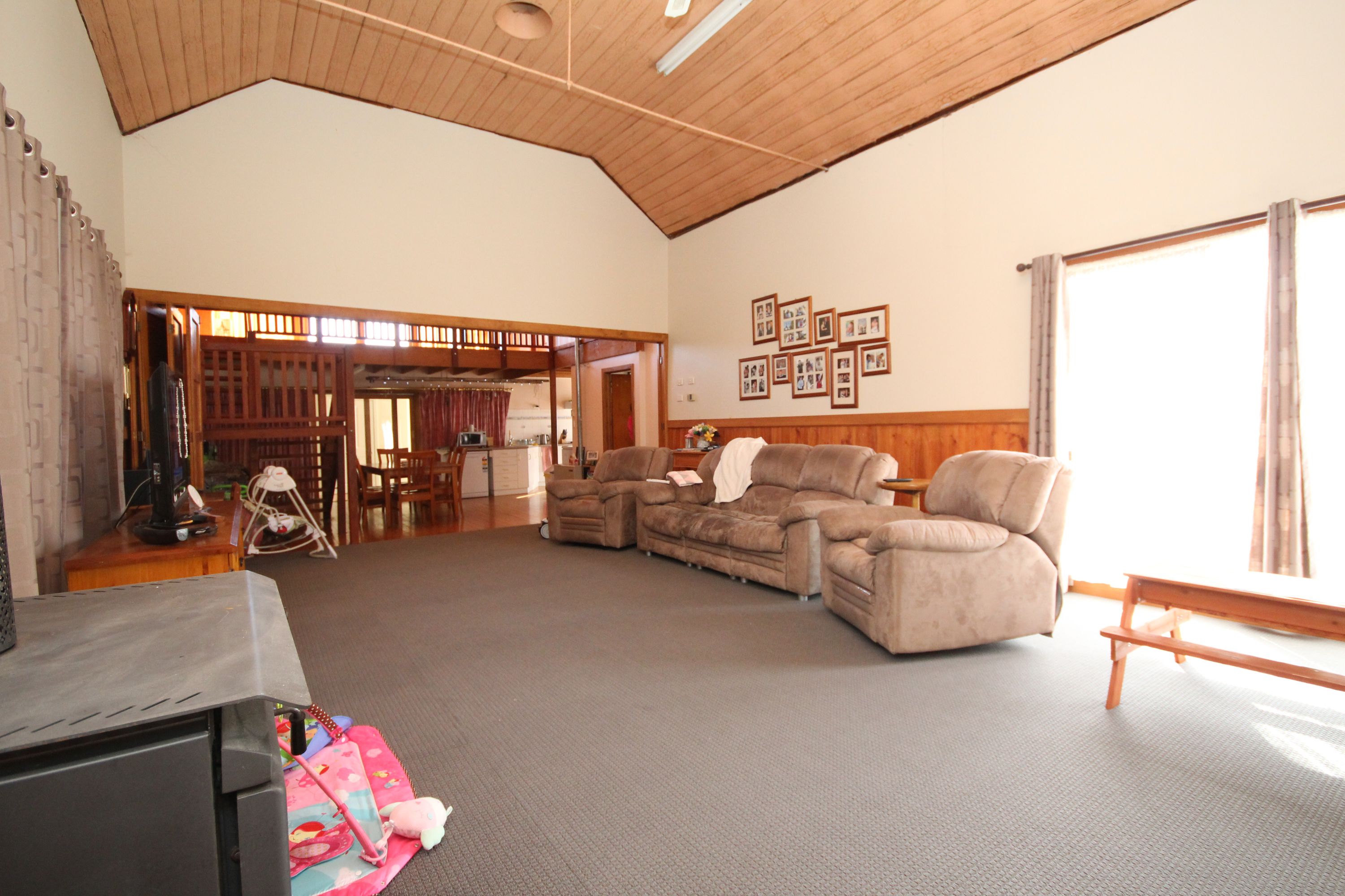 17 Lynott Street, Horsham VIC 3400, Horsham - Thumbnail 2
